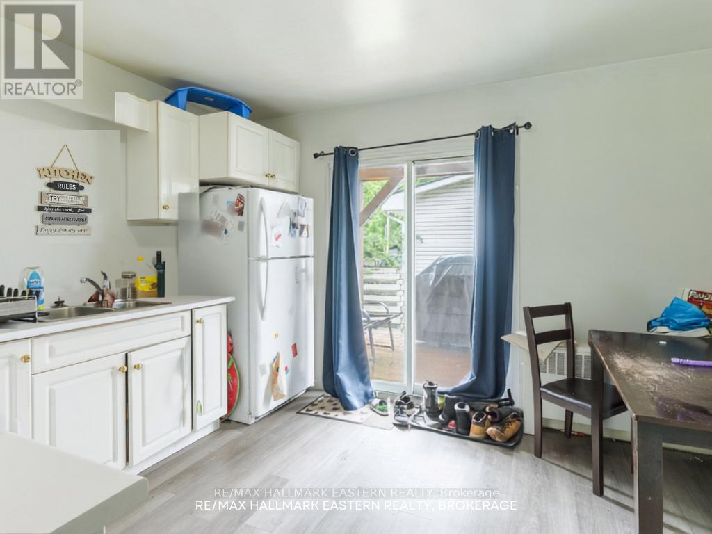 809 Nicholls Street, Peterborough (Northcrest Ward 5), Ontario  K9H 5T7 - Photo 15 - X13473228