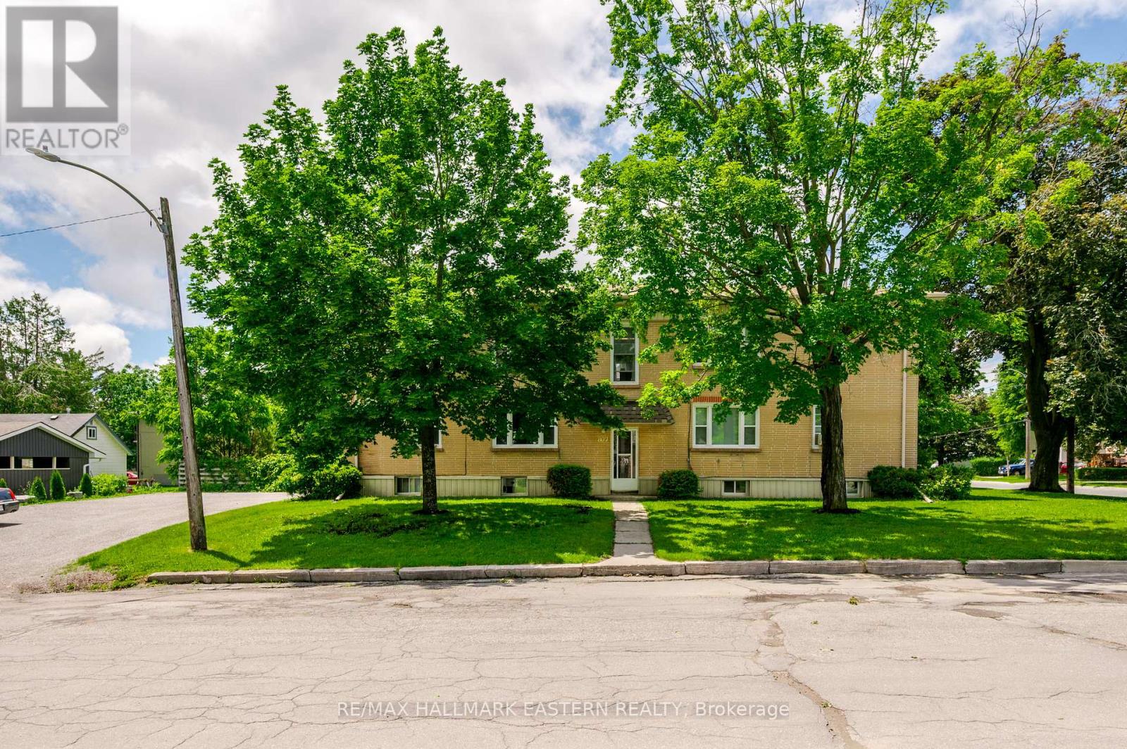 809 Nicholls Street, Peterborough (Northcrest Ward 5), Ontario  K9H 5T7 - Photo 9 - X13473228