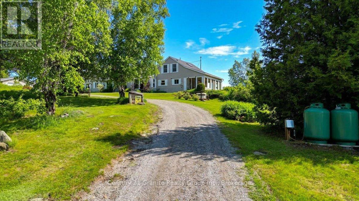 1351 OJIBWAY ROAD, highlands east (cardiff ward), Ontario
