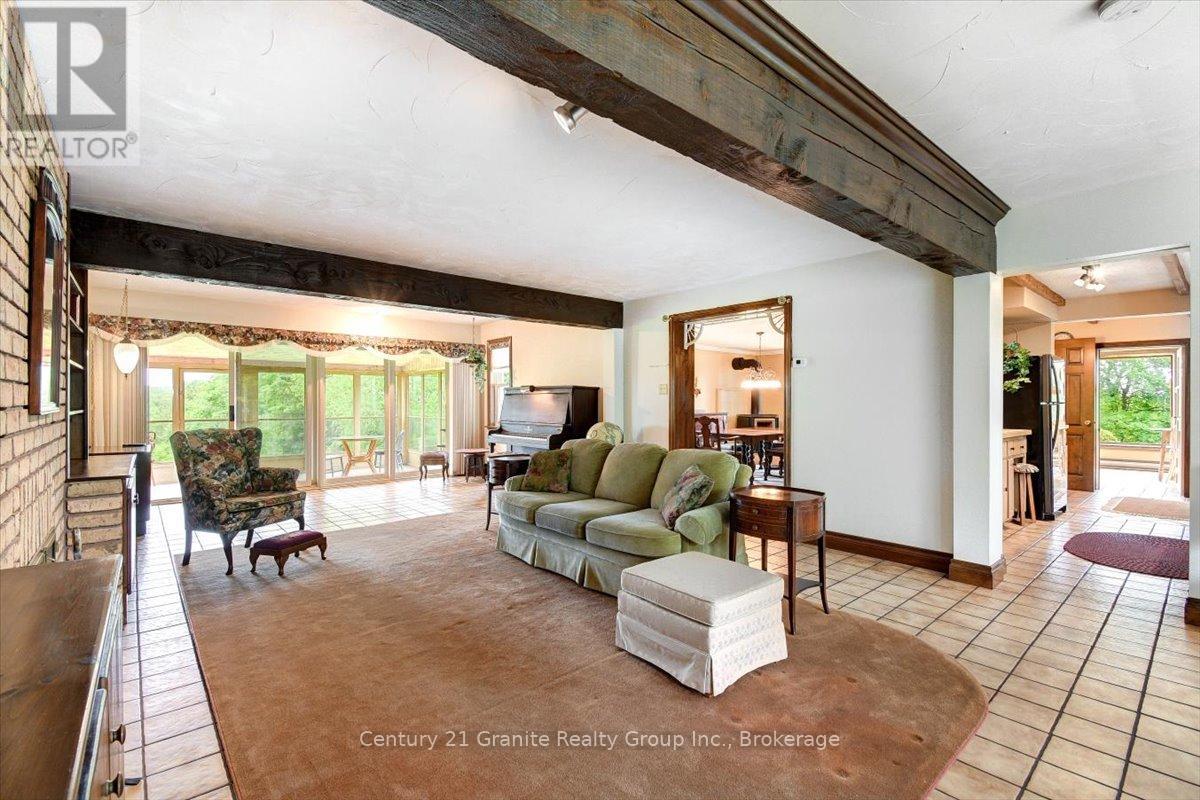 1351 Ojibway Road, Highlands East (Cardiff Ward), Ontario  K0L 2A0 - Photo 20 - X13473454