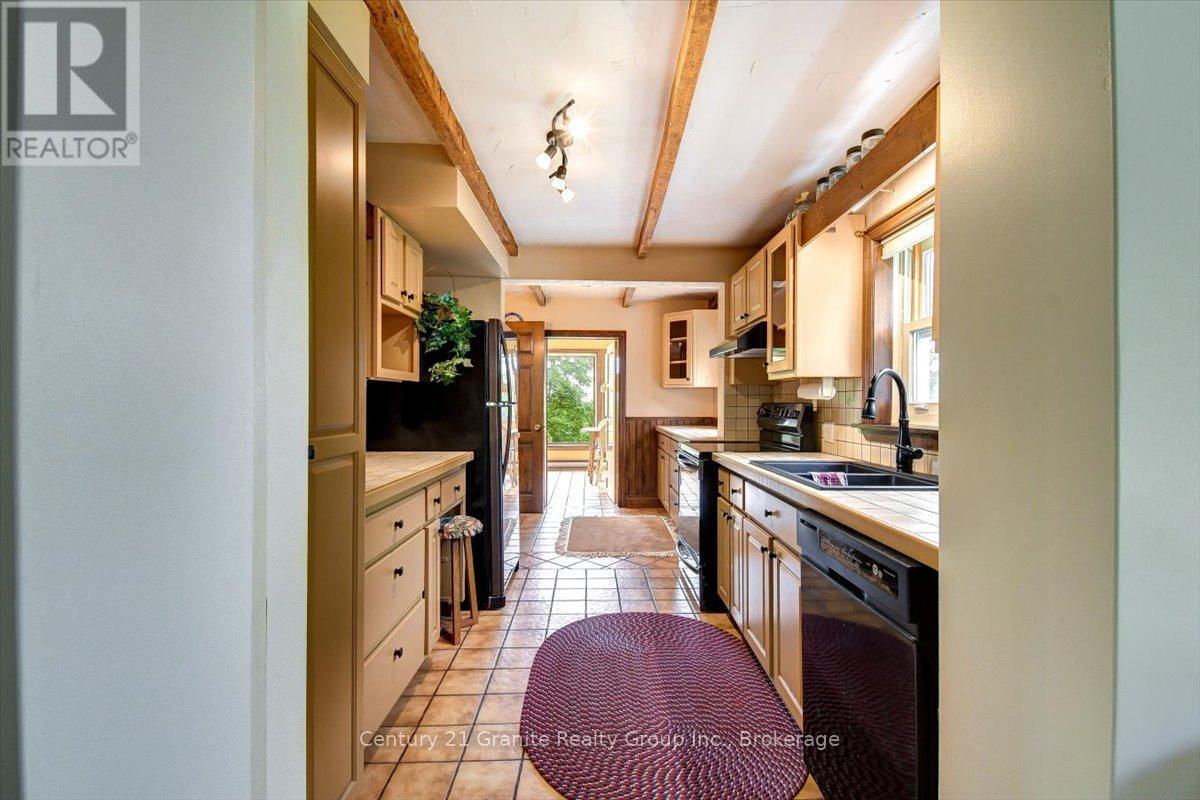 1351 Ojibway Road, Highlands East (Cardiff Ward), Ontario  K0L 2A0 - Photo 25 - X13473454
