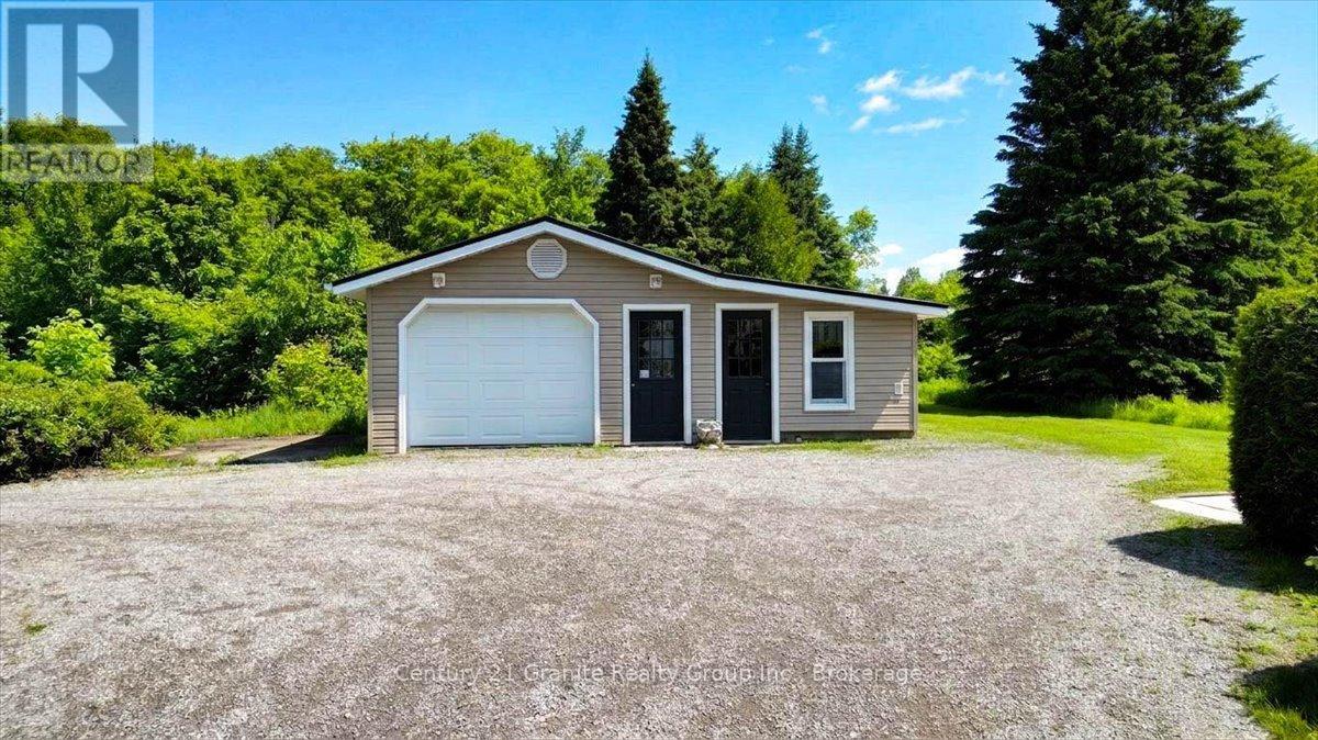 1351 Ojibway Road, Highlands East (Cardiff Ward), Ontario  K0L 2A0 - Photo 43 - X13473454