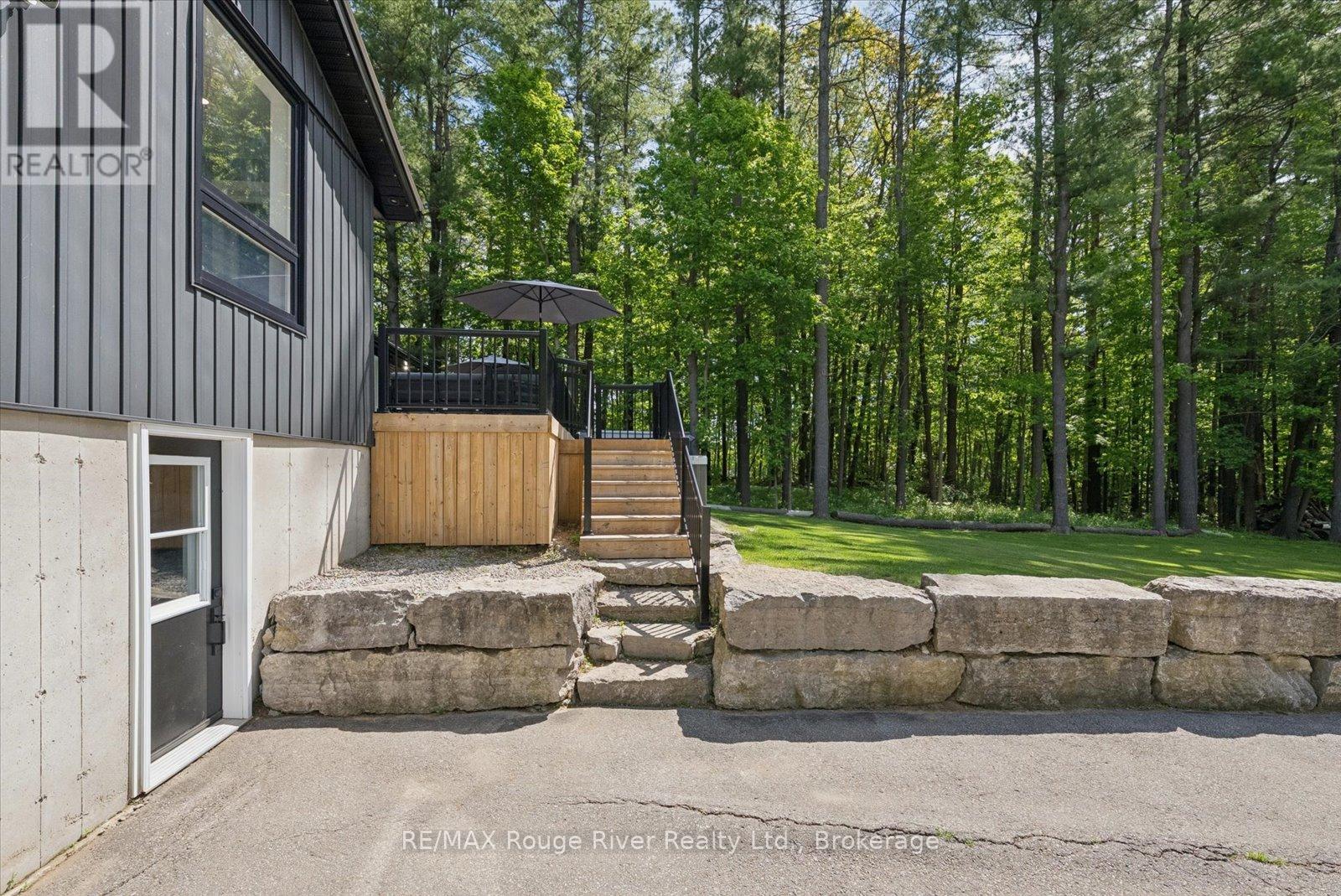 1004 Telecom Road, Kawartha Lakes (Manvers), Ontario  L0A 1K0 - Photo 26 - X13474608