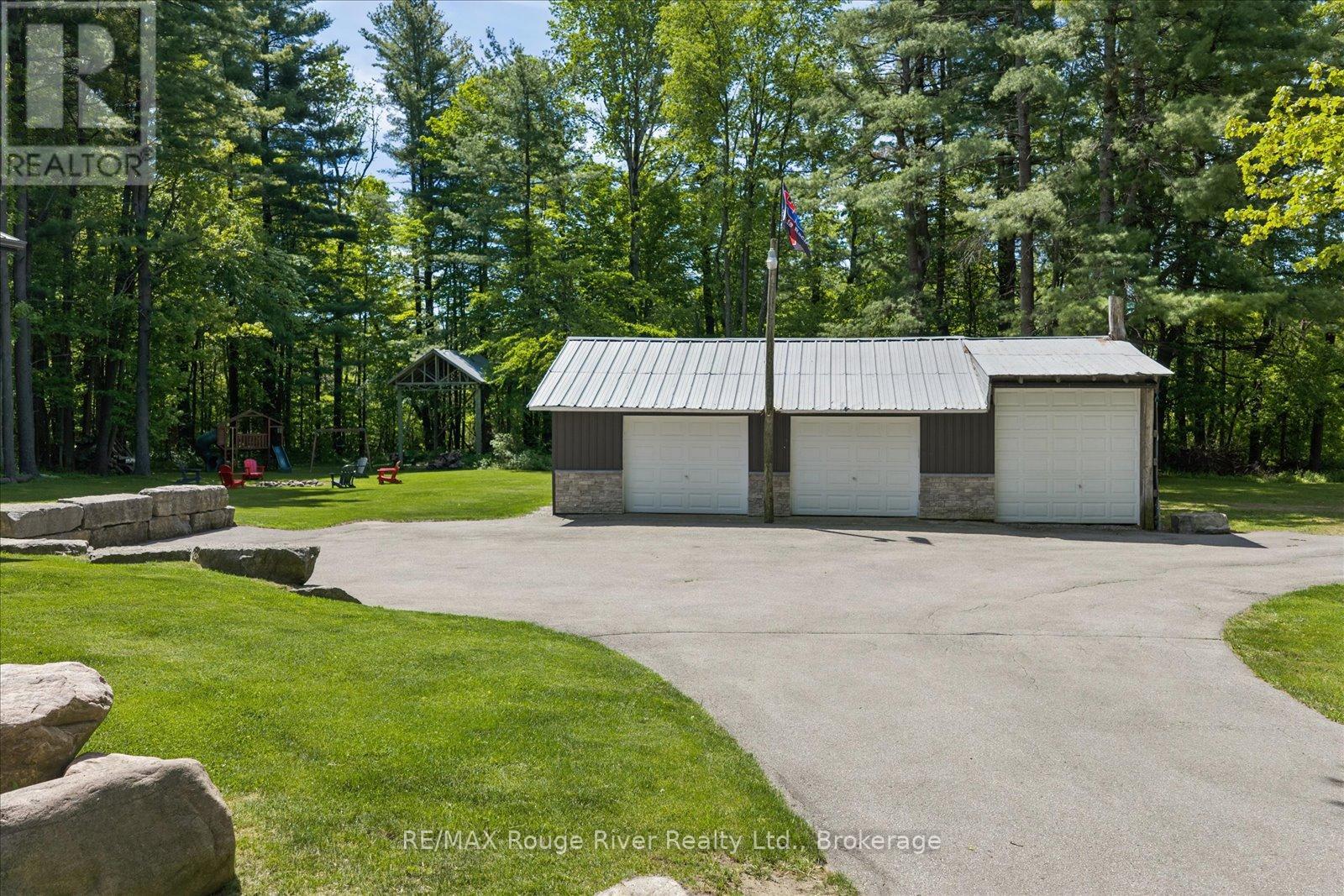 1004 Telecom Road, Kawartha Lakes (Manvers), Ontario  L0A 1K0 - Photo 32 - X13474608