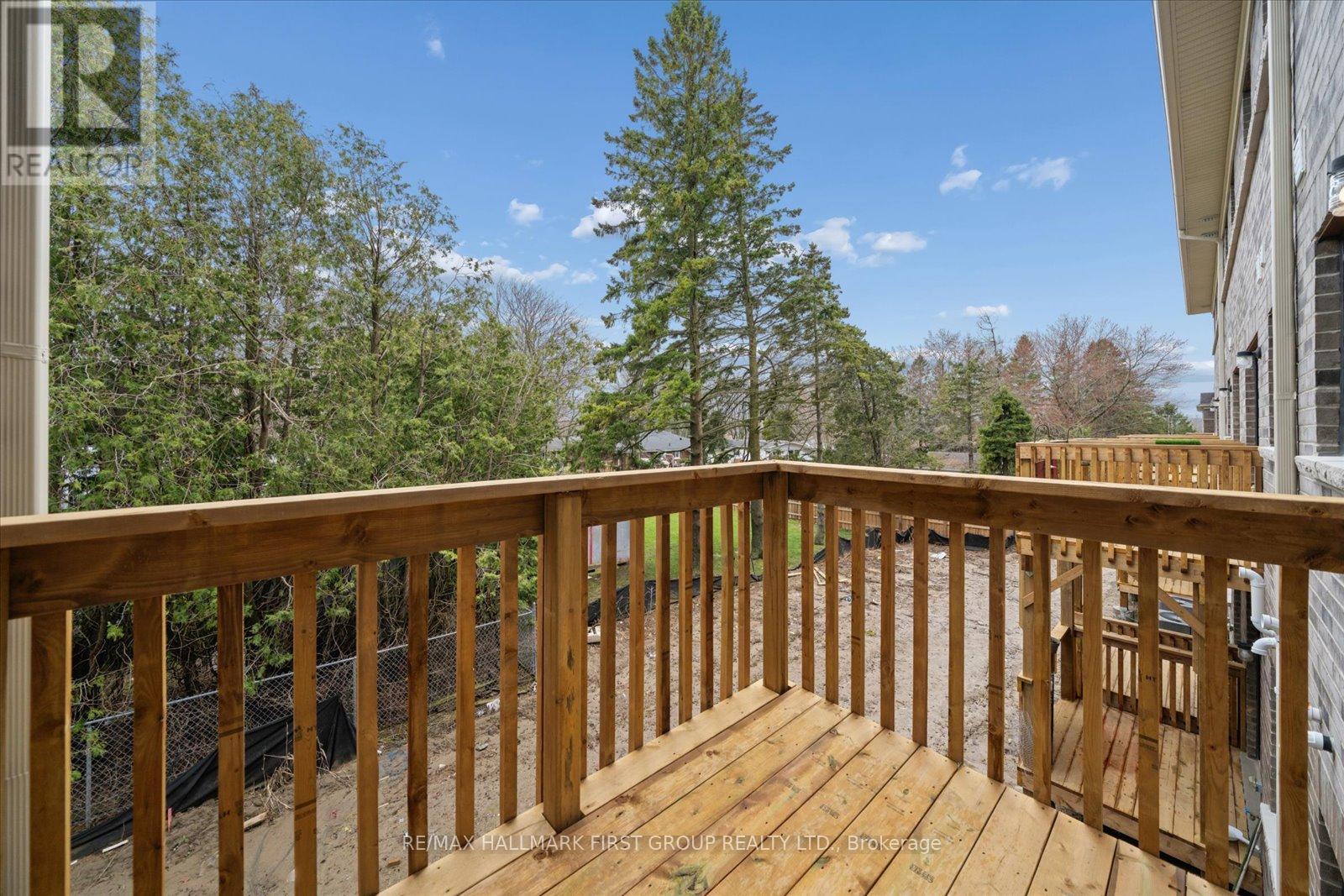 79 Marret Lane, Clarington (Newcastle), Ontario  L1B 0X2 - Photo 8 - E13475696