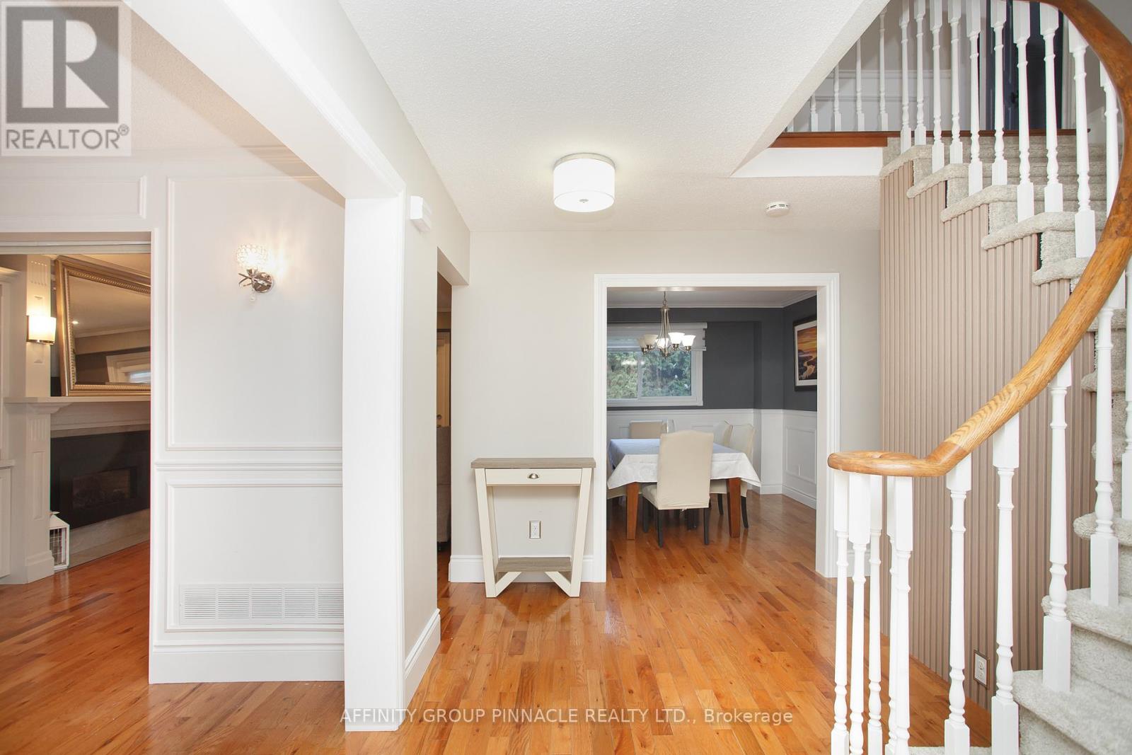 37 Parkway Avenue, Kawartha Lakes (Lindsay), Ontario  K9V 5J7 - Photo 4 - X13476276