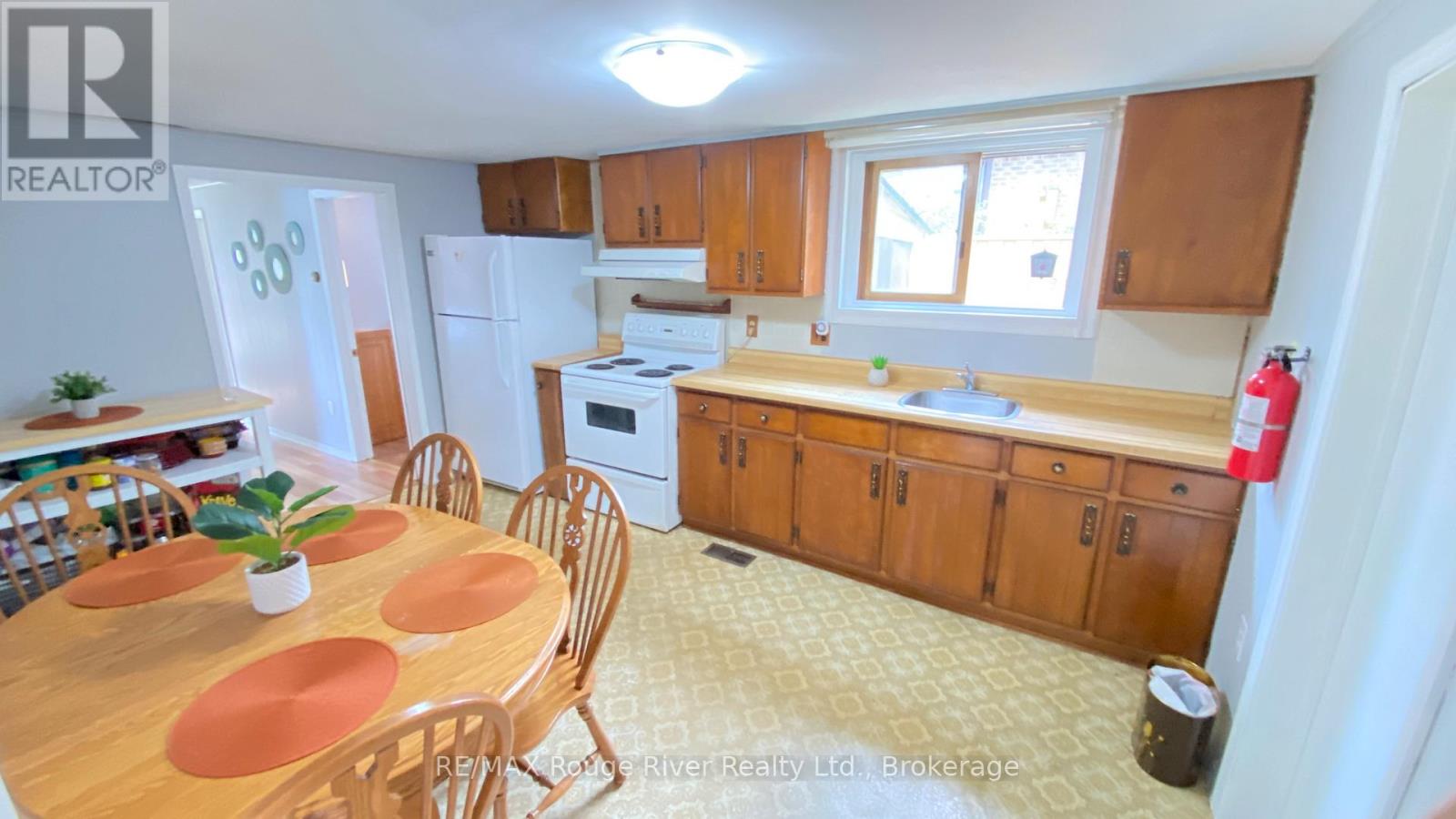 1329 Church Street, Clarington (Newcastle), Ontario  L1B 1C6 - Photo 15 - E13476854