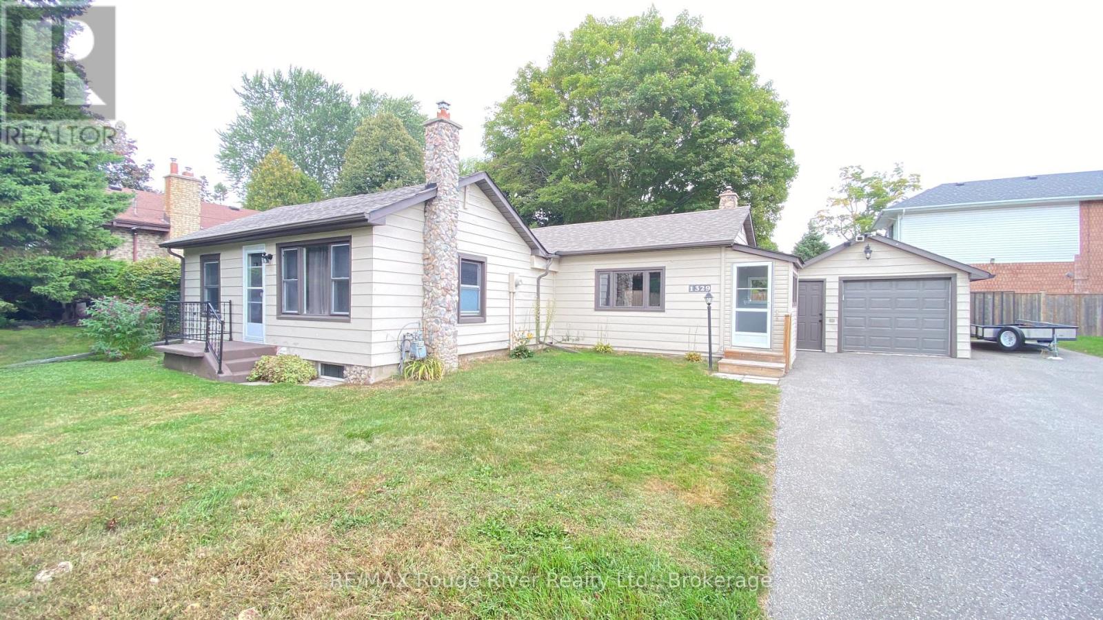 1329 Church Street, Clarington (Newcastle), Ontario  L1B 1C6 - Photo 3 - E13476854
