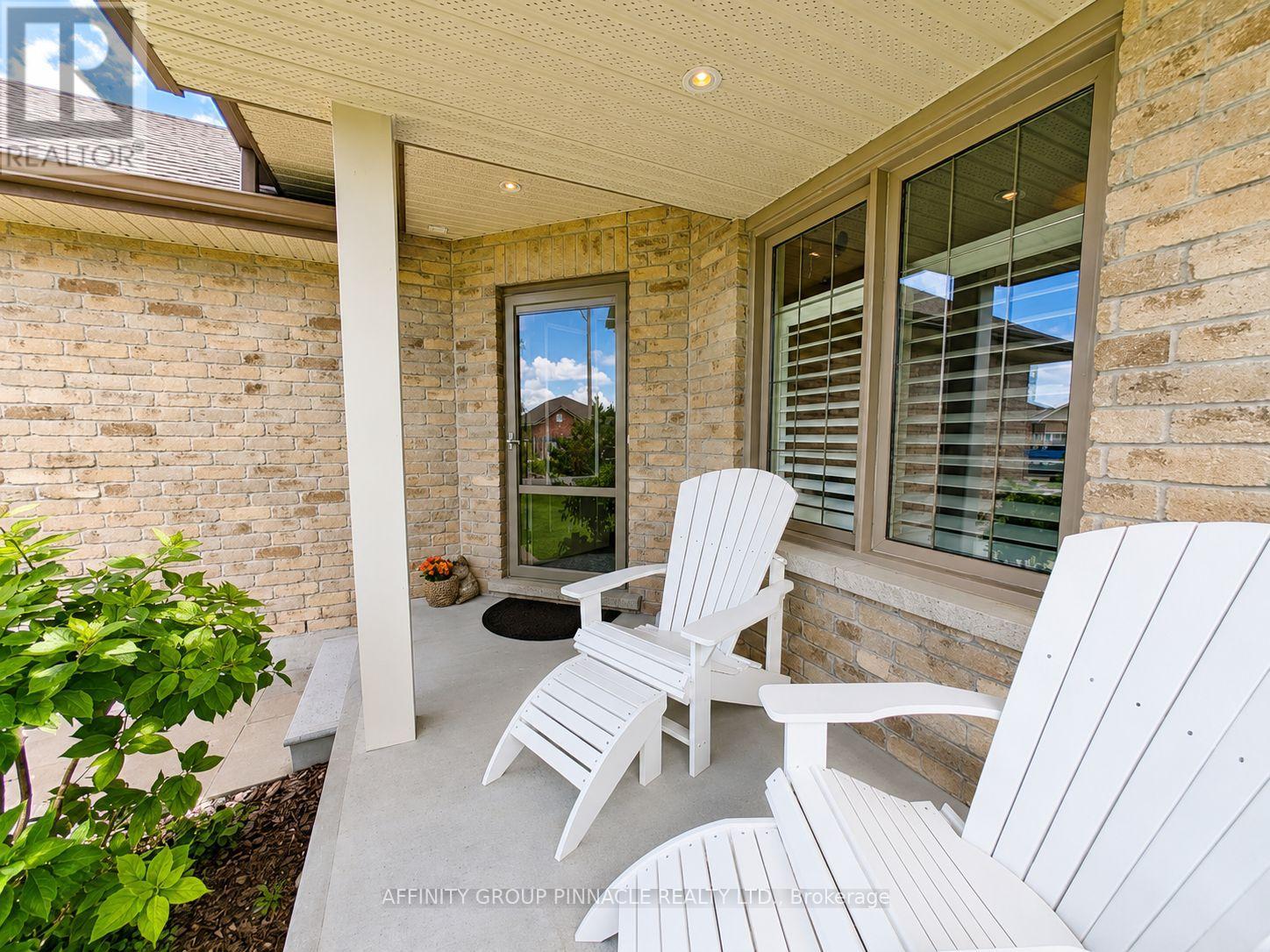 28 Liam Street, Kawartha Lakes (Lindsay), Ontario  K9V 0J3 - Photo 4 - X13476882