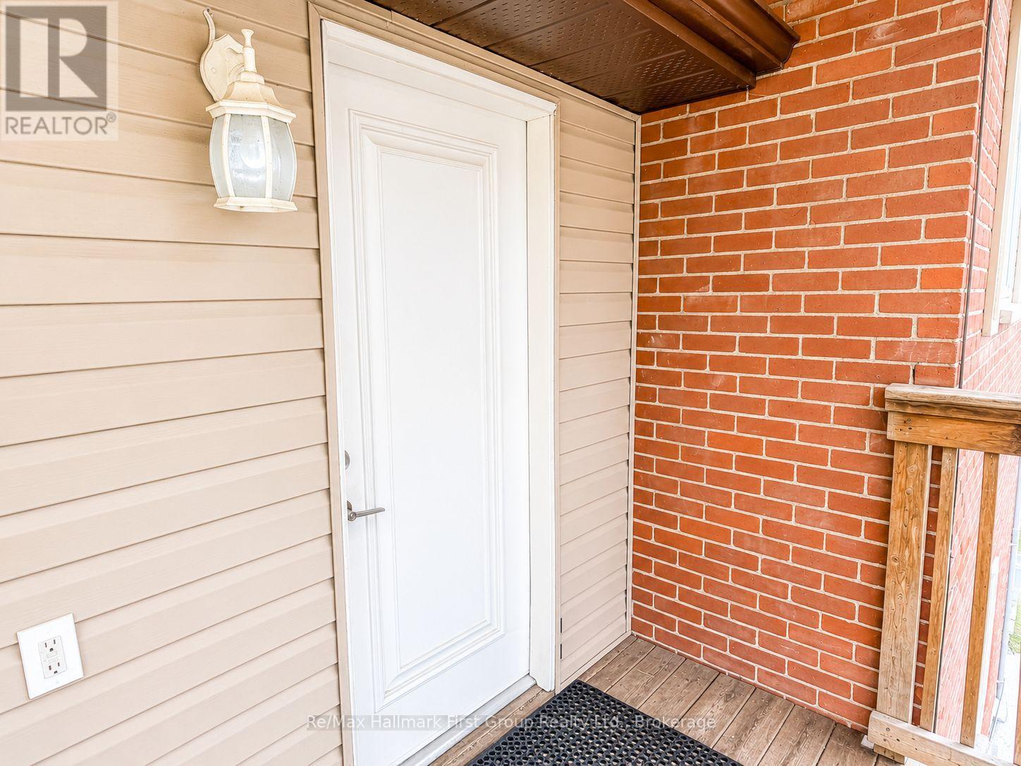 Upper - 509 Parnell Street, Peterborough (Town Ward 3), Ontario  K9J 4J3 - Photo 5 - X13477204