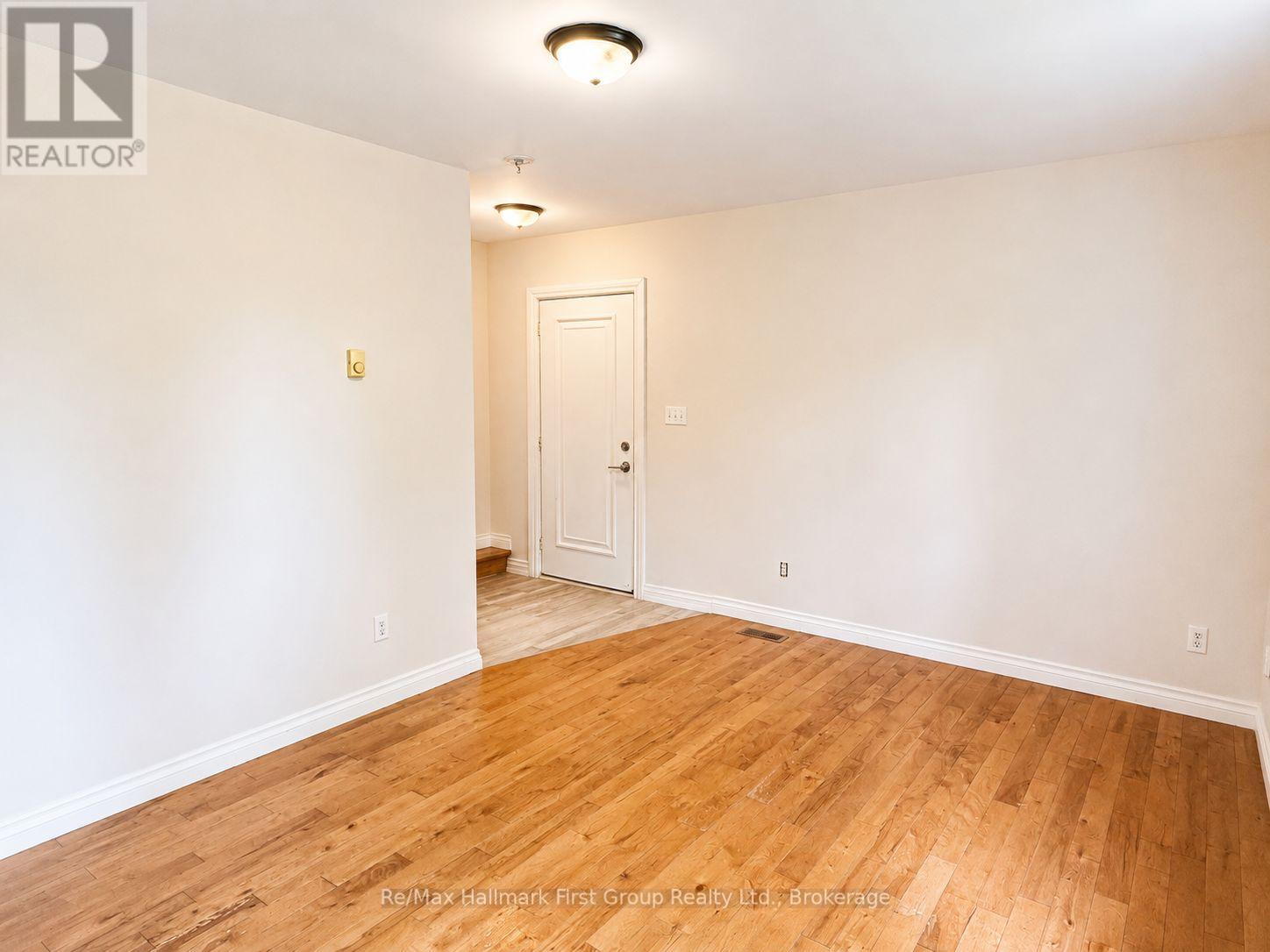 Upper - 509 Parnell Street, Peterborough (Town Ward 3), Ontario  K9J 4J3 - Photo 7 - X13477204