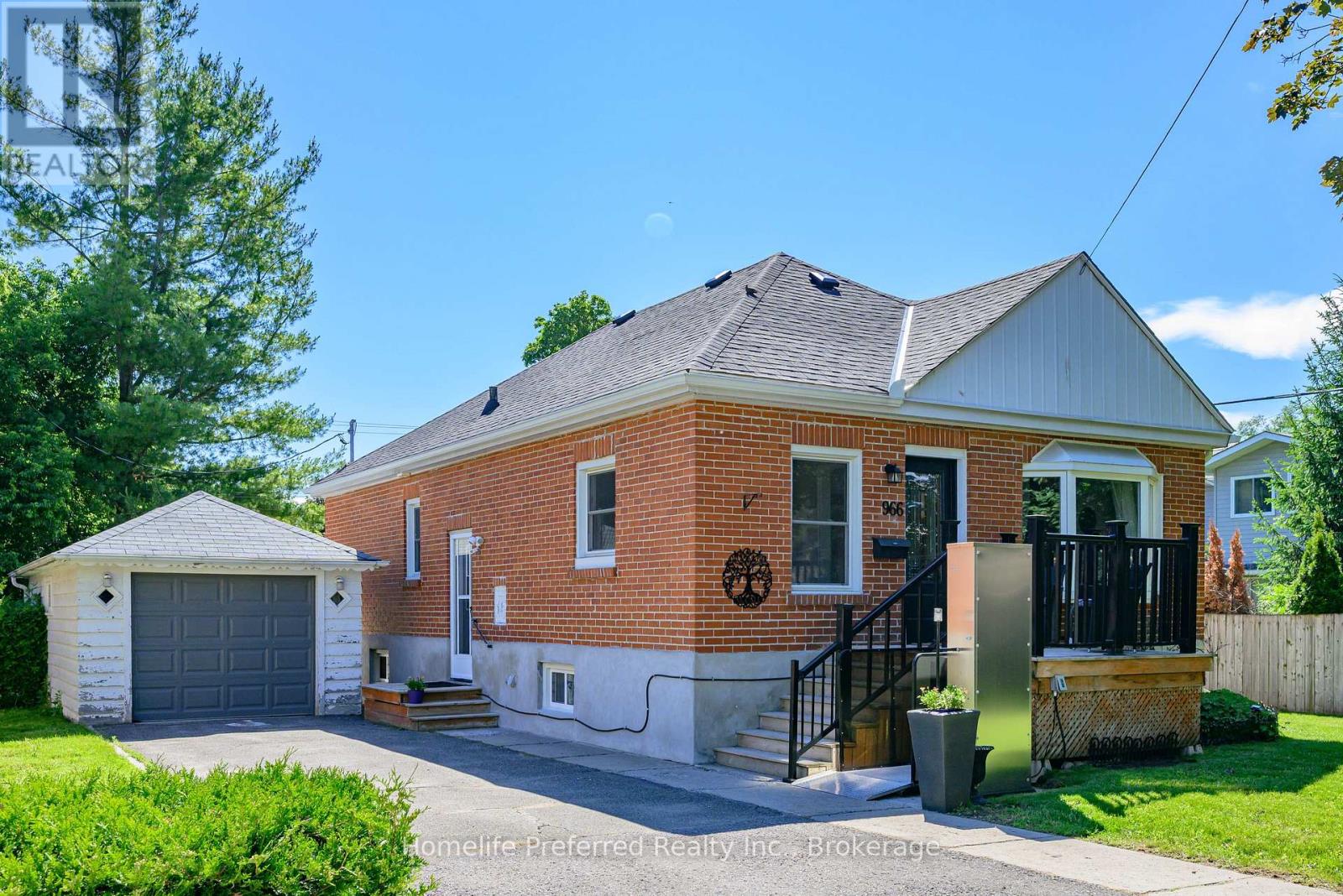 966 Noble Place, Peterborough (Otonabee Ward 1), Ontario  K9J 5P6 - Photo 2 - X13477522