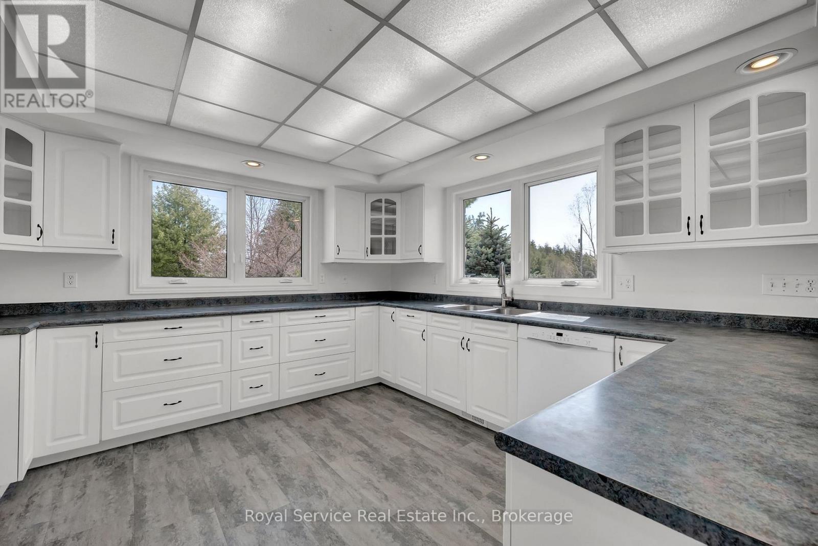 310 Viner Line, Selwyn, Ontario  K0L 1T0 - Photo 12 - X13477660