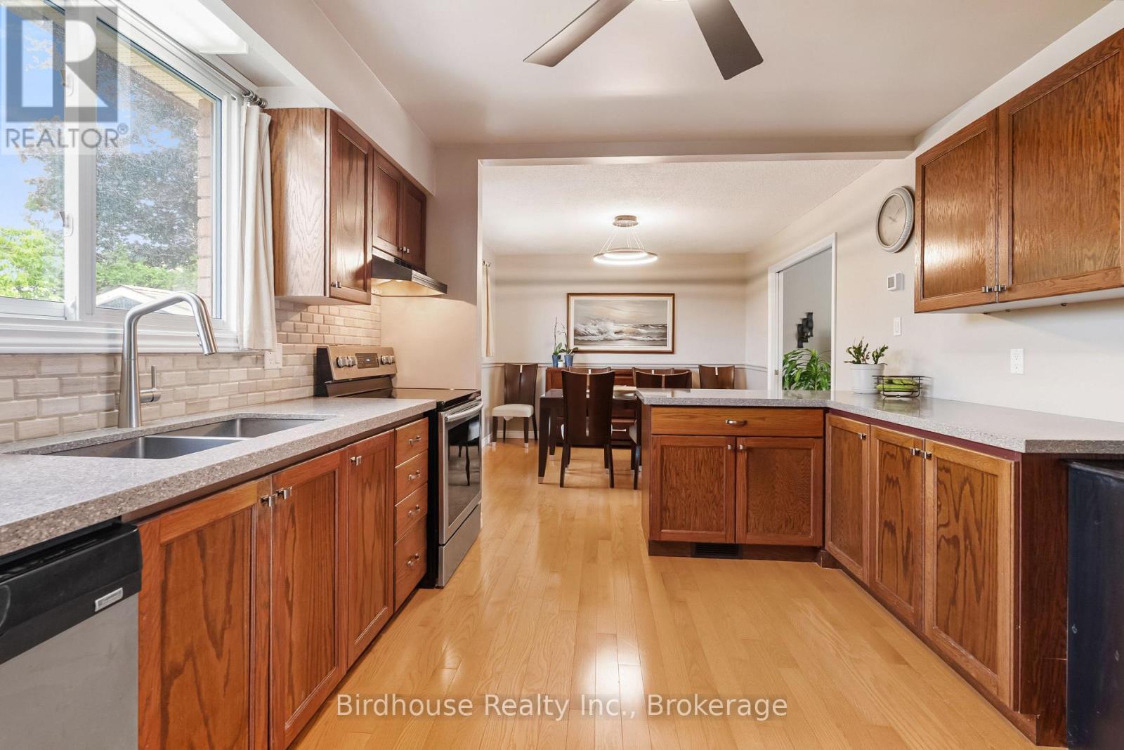46 Corneil Street, Kawartha Lakes (Lindsay), Ontario  K9V 5T7 - Photo 10 - X13477722