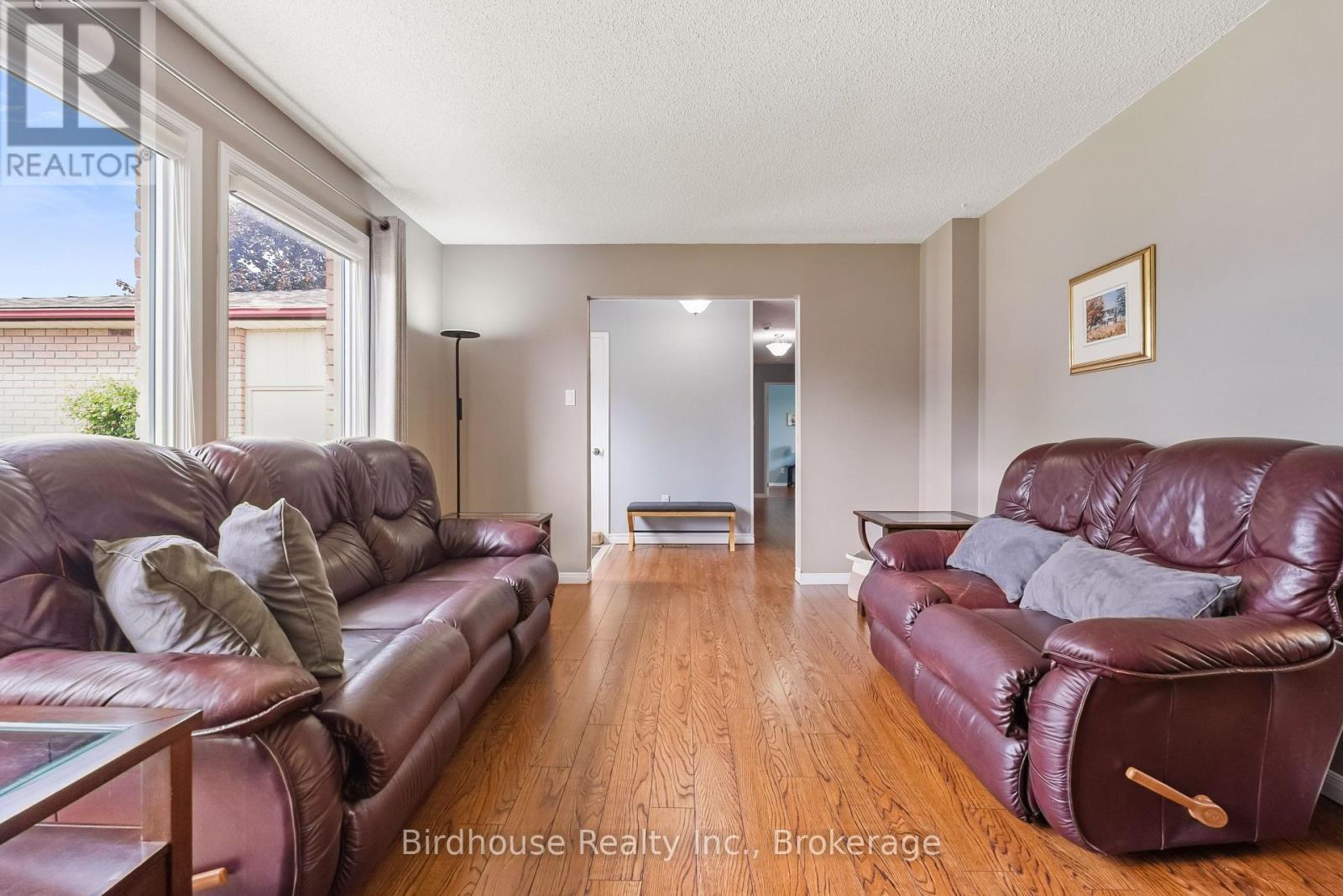 46 Corneil Street, Kawartha Lakes (Lindsay), Ontario  K9V 5T7 - Photo 8 - X13477722