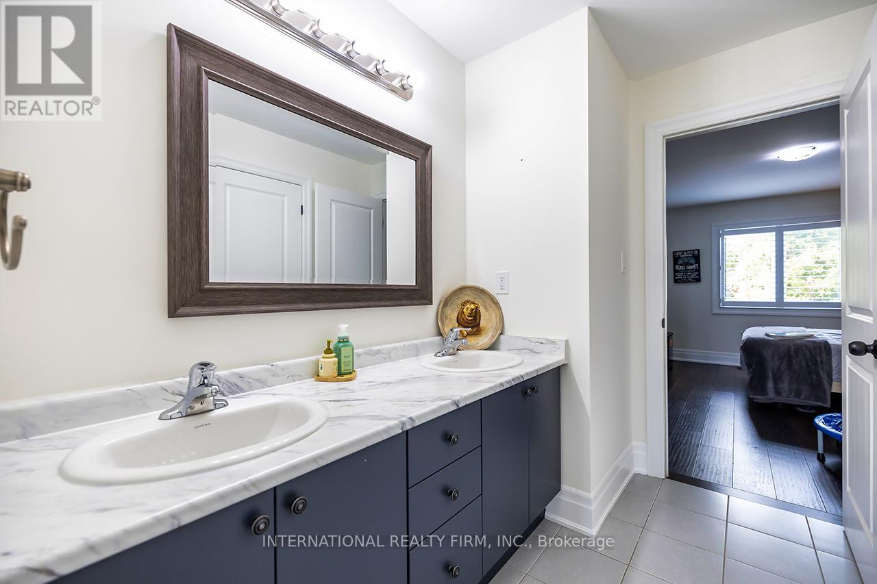 82 Hennessey Crescent, Kawartha Lakes (Lindsay), Ontario  K9V 0P4 - Photo 29 - X13477590