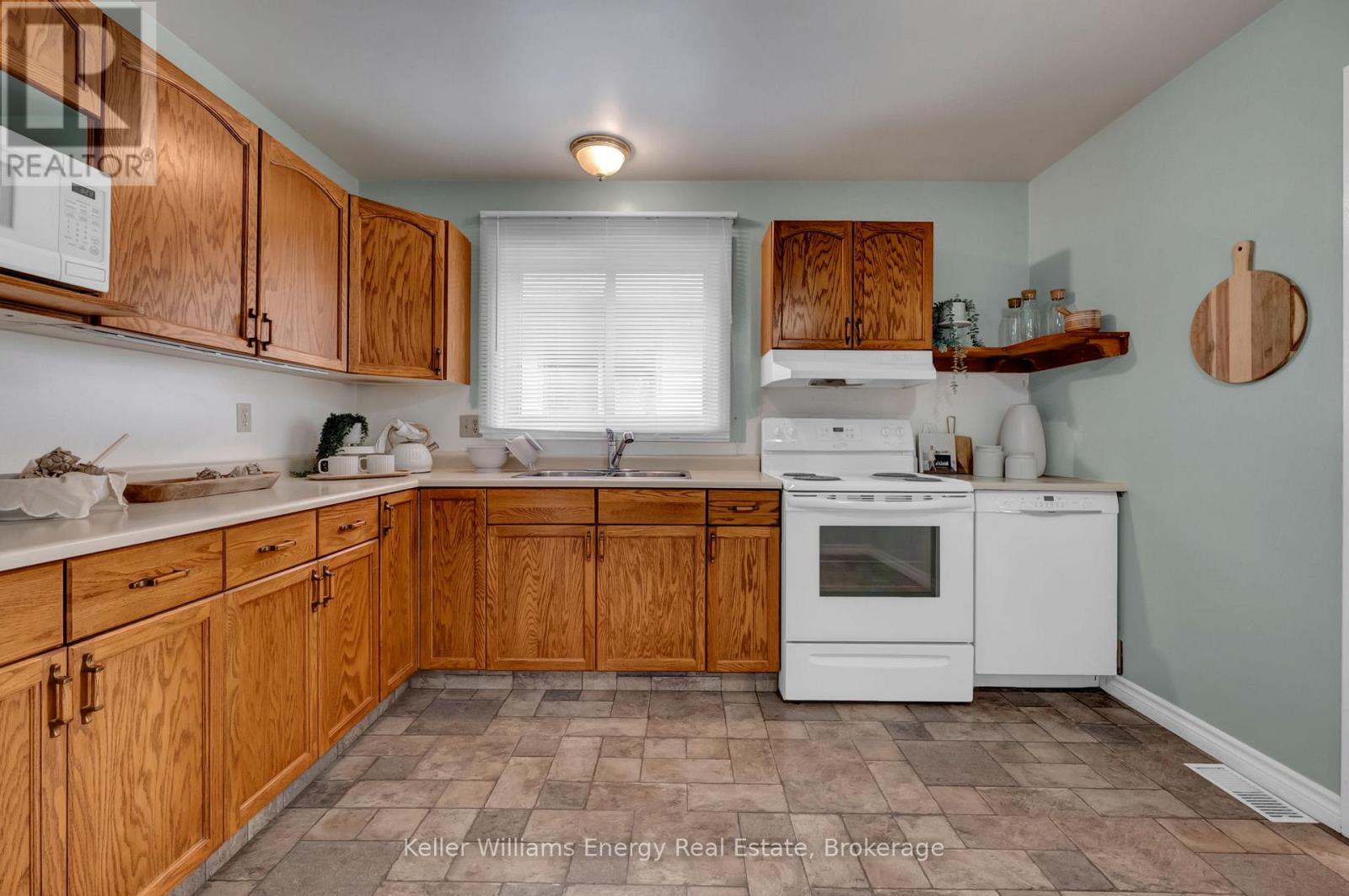 428 Otonabee Drive, Peterborough (Ashburnham Ward 4), Ontario  K9J 7R1 - Photo 18 - X13478994