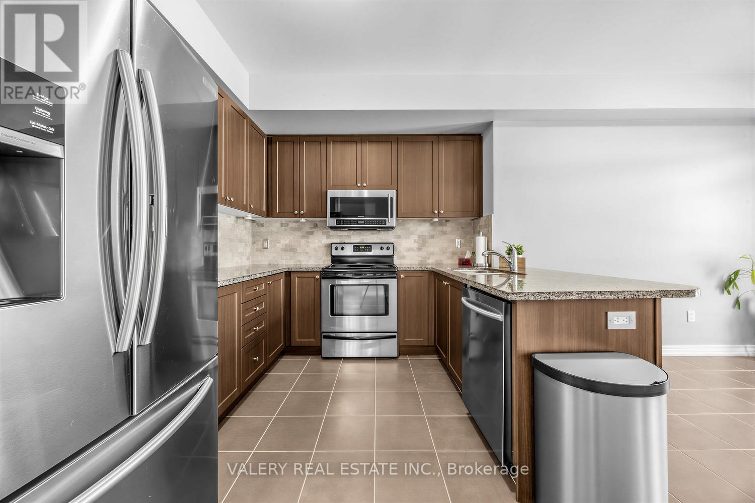20 Mcdonald Crescent, Clarington (Newcastle), Ontario  L1B 0E2 - Photo 11 - E13479002