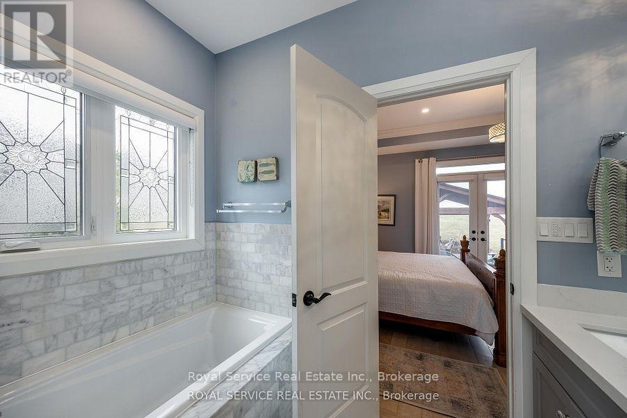 28 Rustlewood Avenue, Kawartha Lakes (Manvers), Ontario  L0A 1A0 - Photo 19 - X13479178