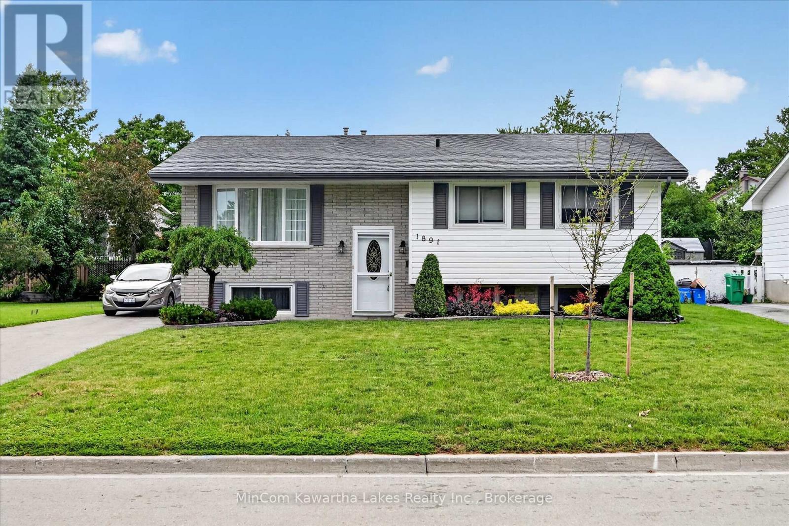 1891 Croftdale Crescent, Peterborough (Monaghan Ward 2), Ontario  K9K 1J7 - Photo 2 - X13479216