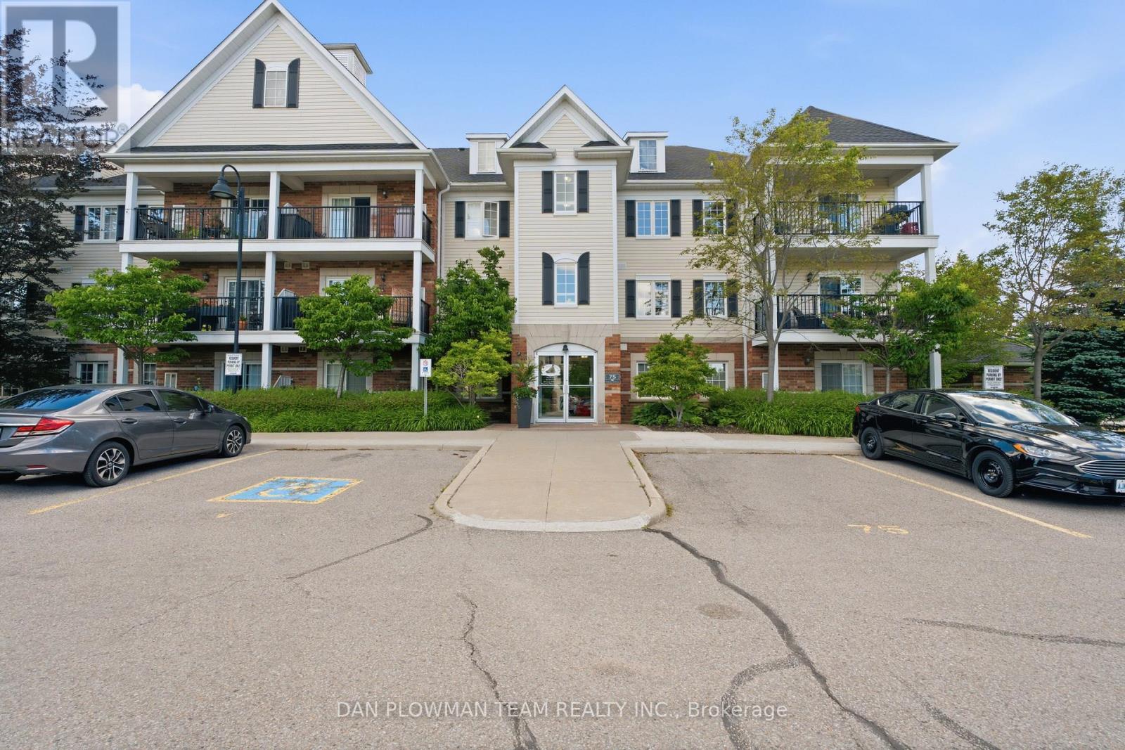 112 - 75 SHIPWAY AVENUE, clarington (newcastle), Ontario
