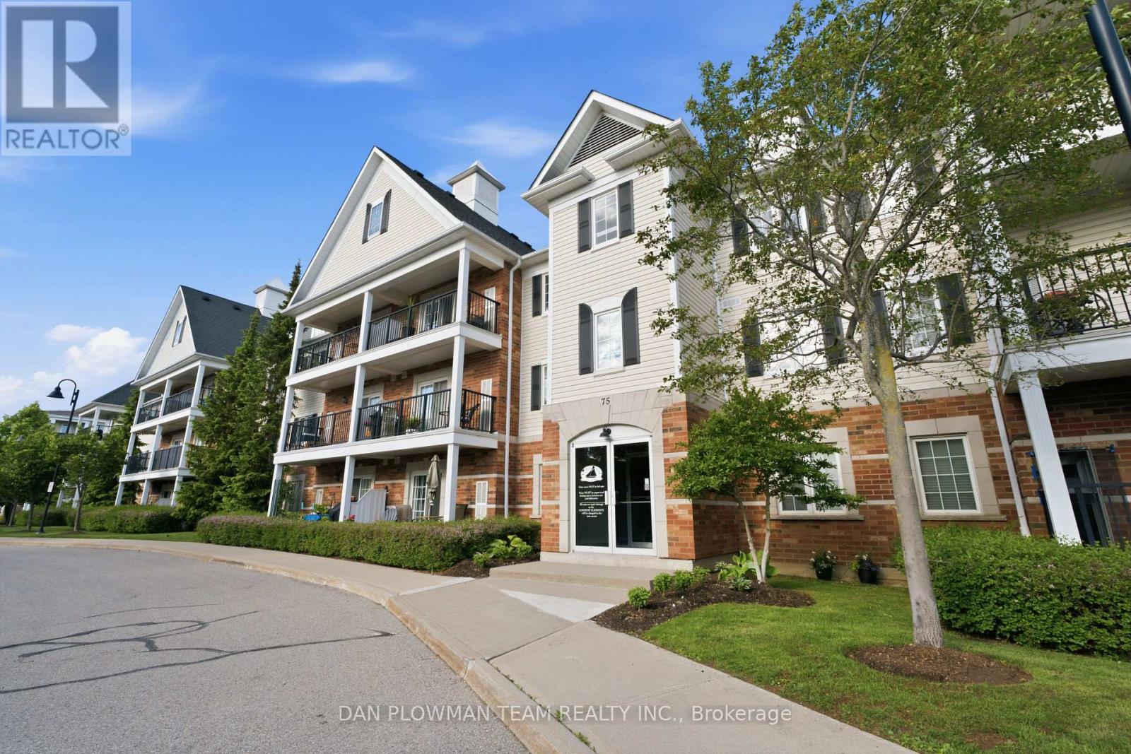 112 - 75 Shipway Avenue, Clarington (Newcastle), Ontario  L1B 0B8 - Photo 2 - E13479252