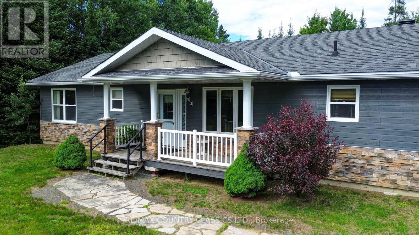 42 Nicklaus Drive, Bancroft (Bancroft Ward), Ontario  K0L 1C0 - Photo 2 - X13480228