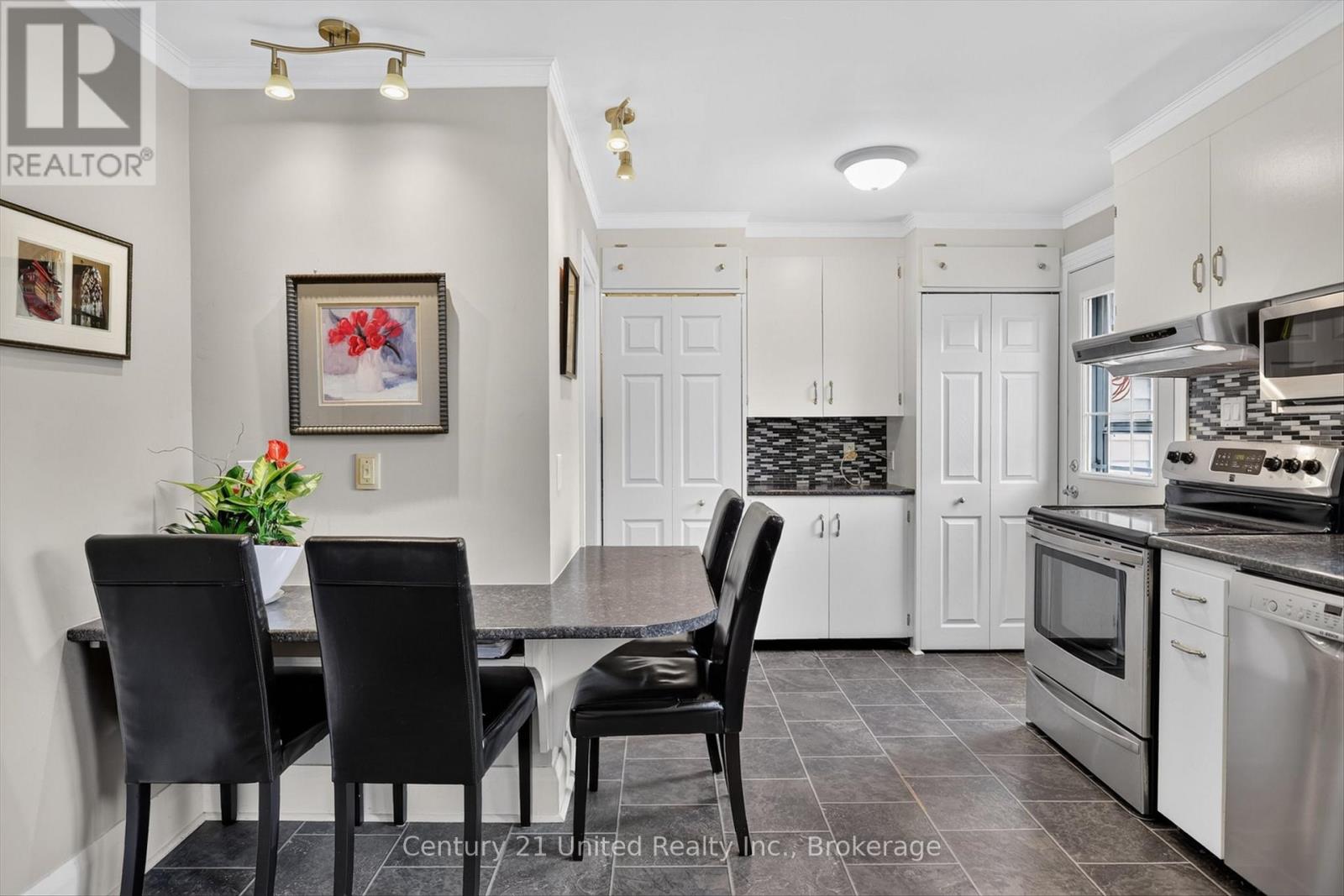 204 O'carroll Avenue, Peterborough (Northcrest Ward 5), Ontario  K9H 4V4 - Photo 7 - X13480512