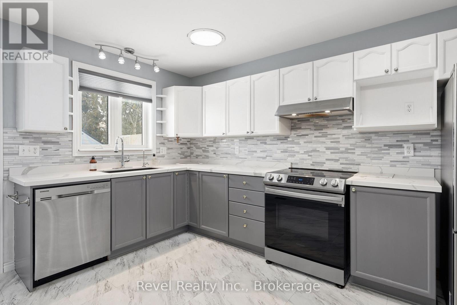 332 Mary Street W, Kawartha Lakes (Lindsay), Ontario  K9V 5X5 - Photo 14 - X13480644