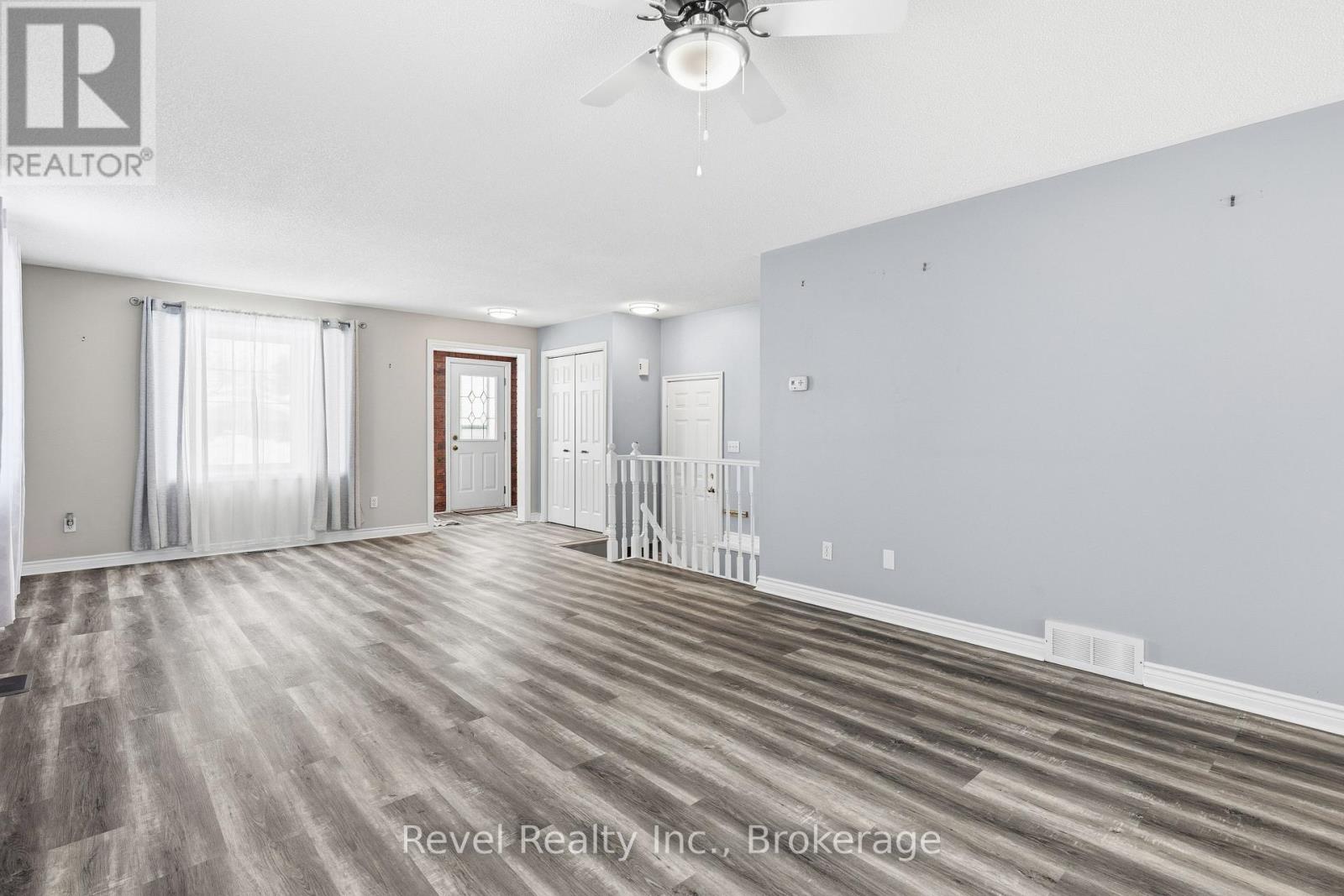 332 Mary Street W, Kawartha Lakes (Lindsay), Ontario  K9V 5X5 - Photo 9 - X13480644