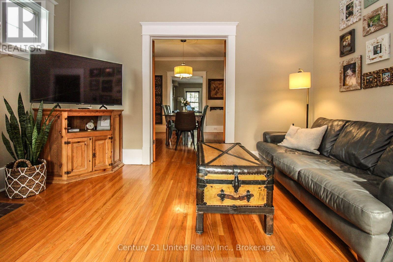 566 Waterford Street, Peterborough (Town Ward 3), Ontario  K9H 3K6 - Photo 11 - X13480728