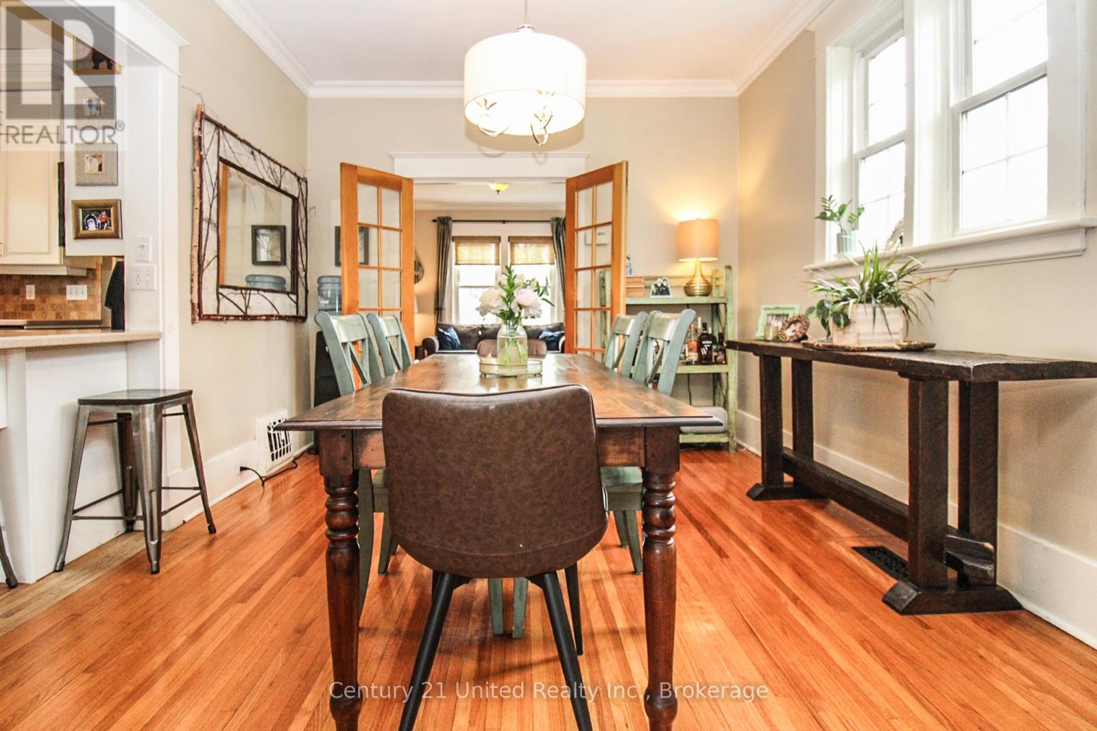 566 Waterford Street, Peterborough (Town Ward 3), Ontario  K9H 3K6 - Photo 13 - X13480728
