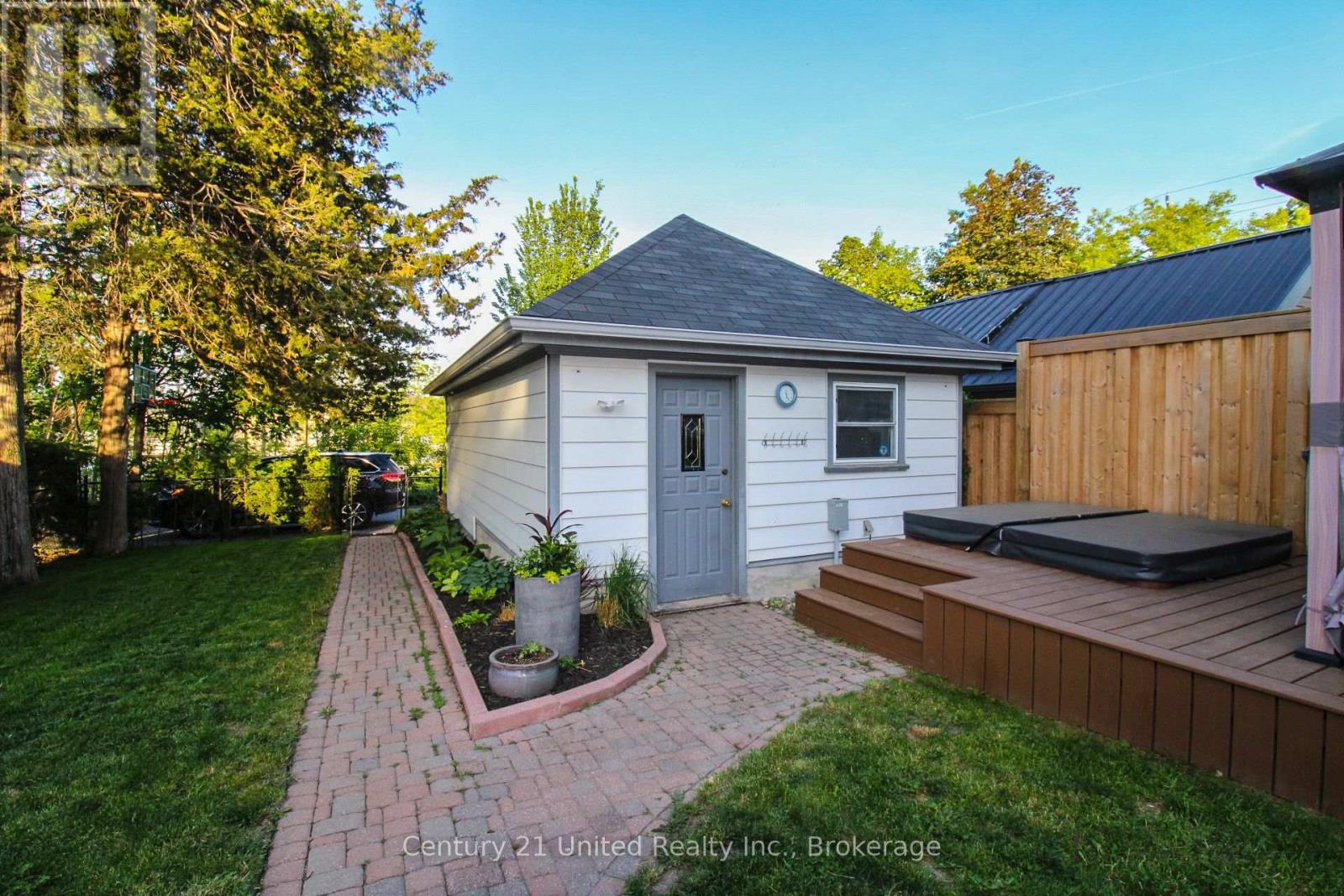566 Waterford Street, Peterborough (Town Ward 3), Ontario  K9H 3K6 - Photo 43 - X13480728