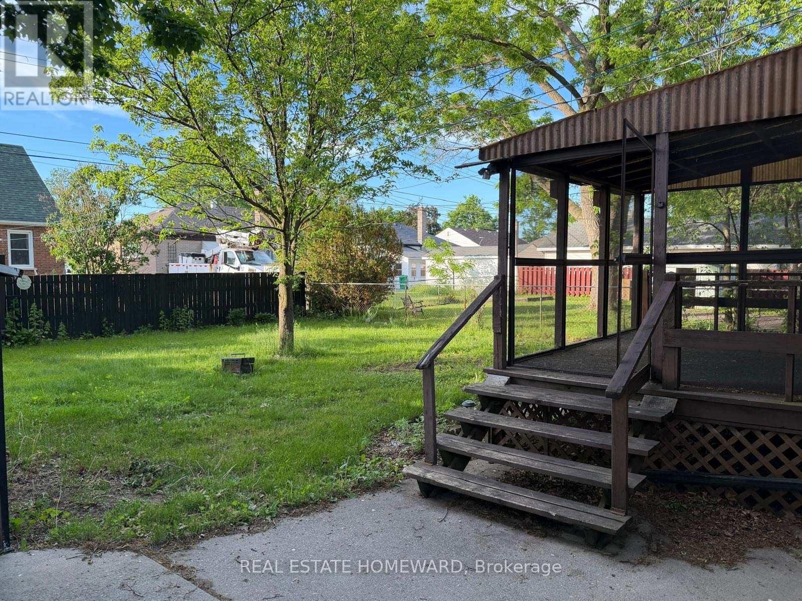 668 Harold Drive, Peterborough (Otonabee Ward 1), Ontario  K9J 3Y2 - Photo 3 - X13480890