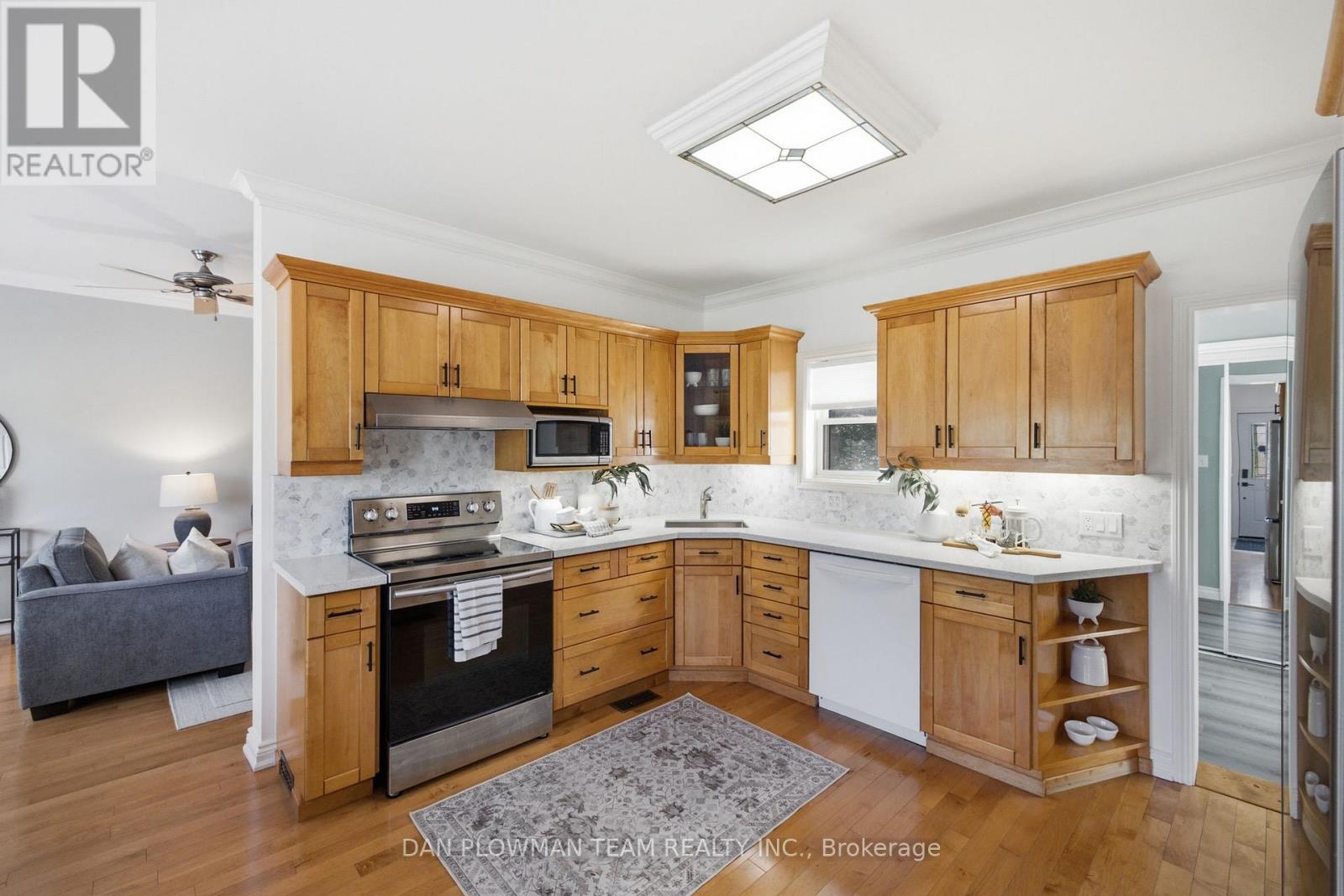 32 Andrew Street, Clarington (Newcastle), Ontario  L1B 1J3 - Photo 8 - E13481810