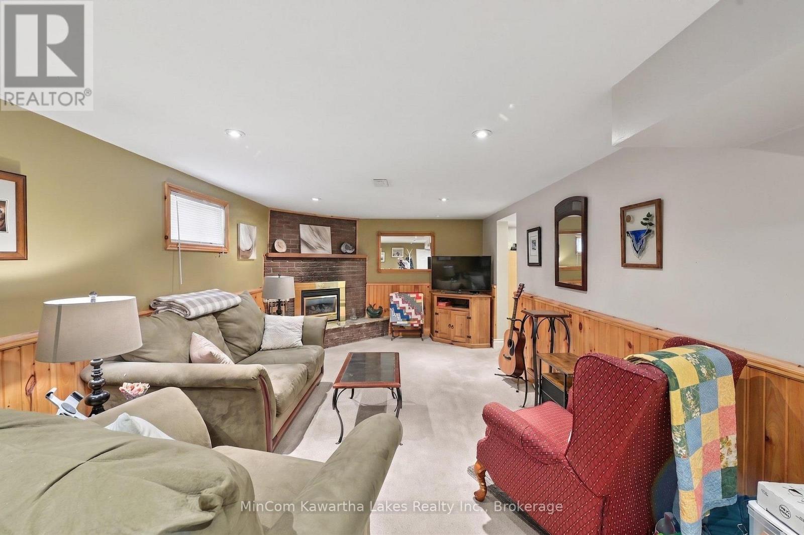 920 Elmdale Crescent, Peterborough (Northcrest Ward 5), Ontario  K9H 6G3 - Photo 26 - X13482284