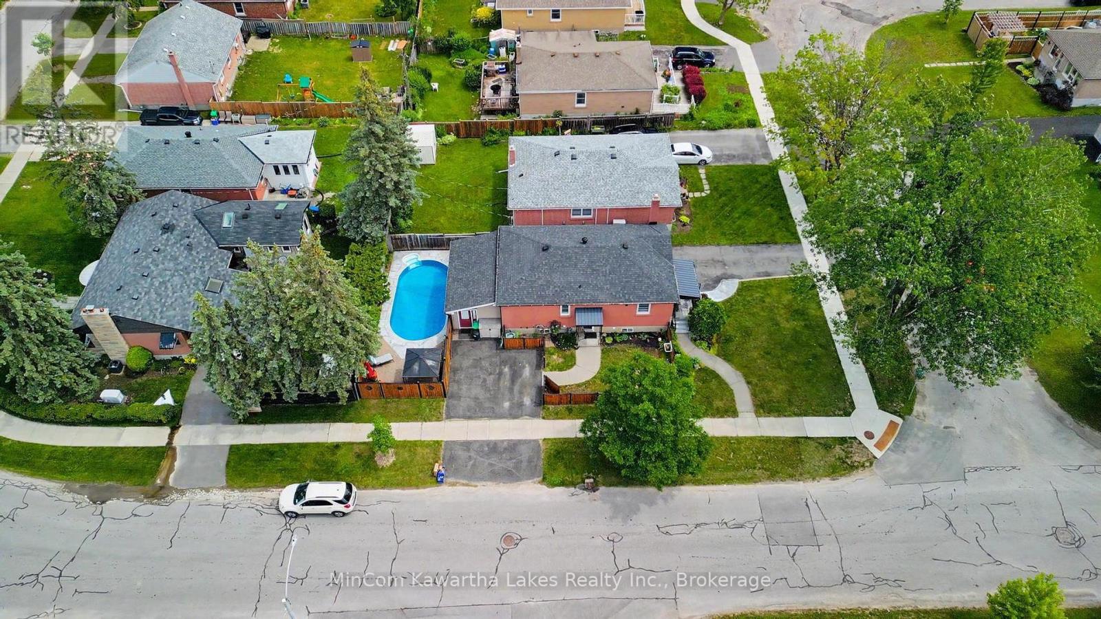920 Elmdale Crescent, Peterborough (Northcrest Ward 5), Ontario  K9H 6G3 - Photo 37 - X13482284