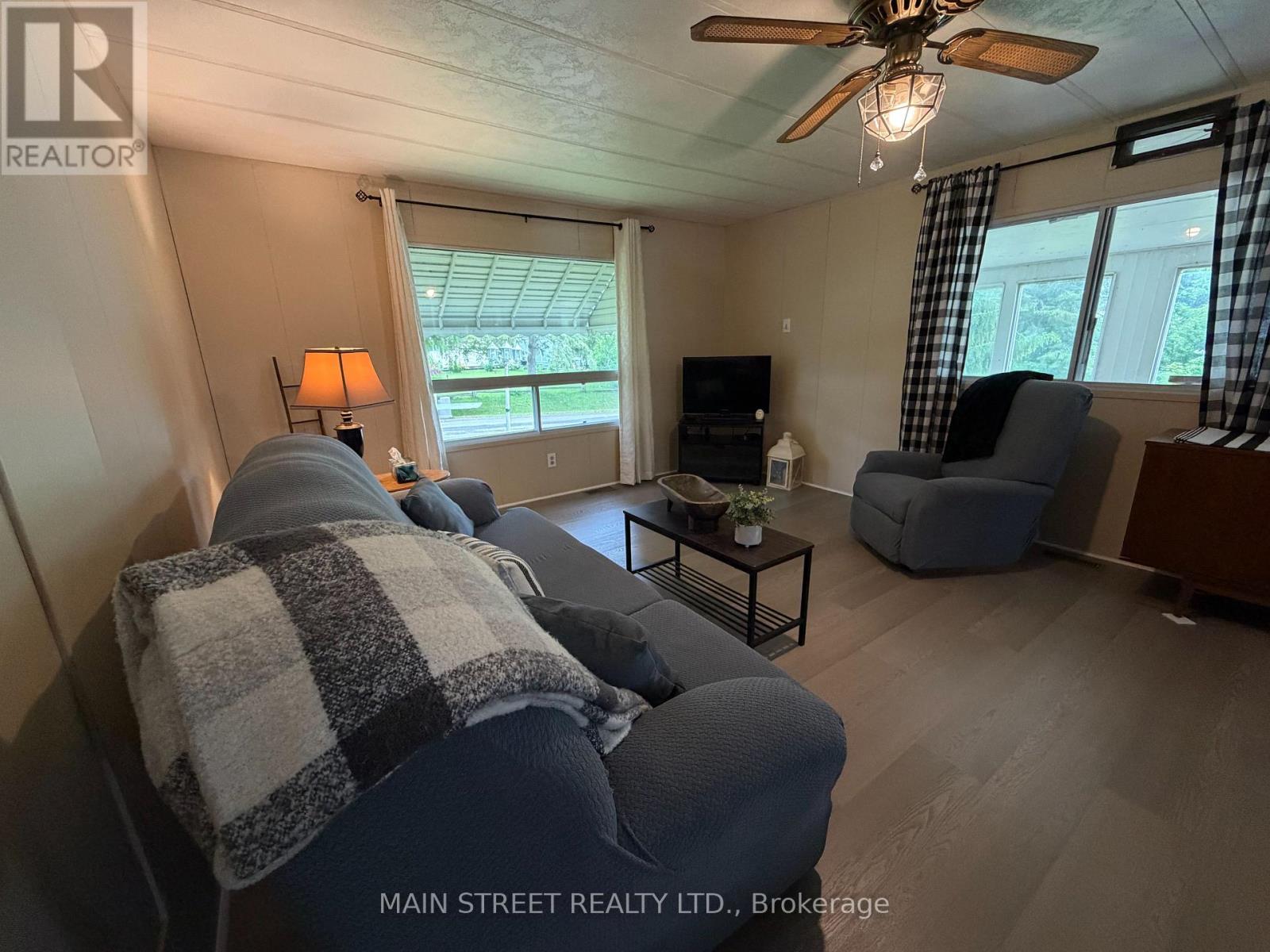8 Park Crescent, Kawartha Lakes (Fenelon), Ontario  K9V 0H5 - Photo 11 - X13482538
