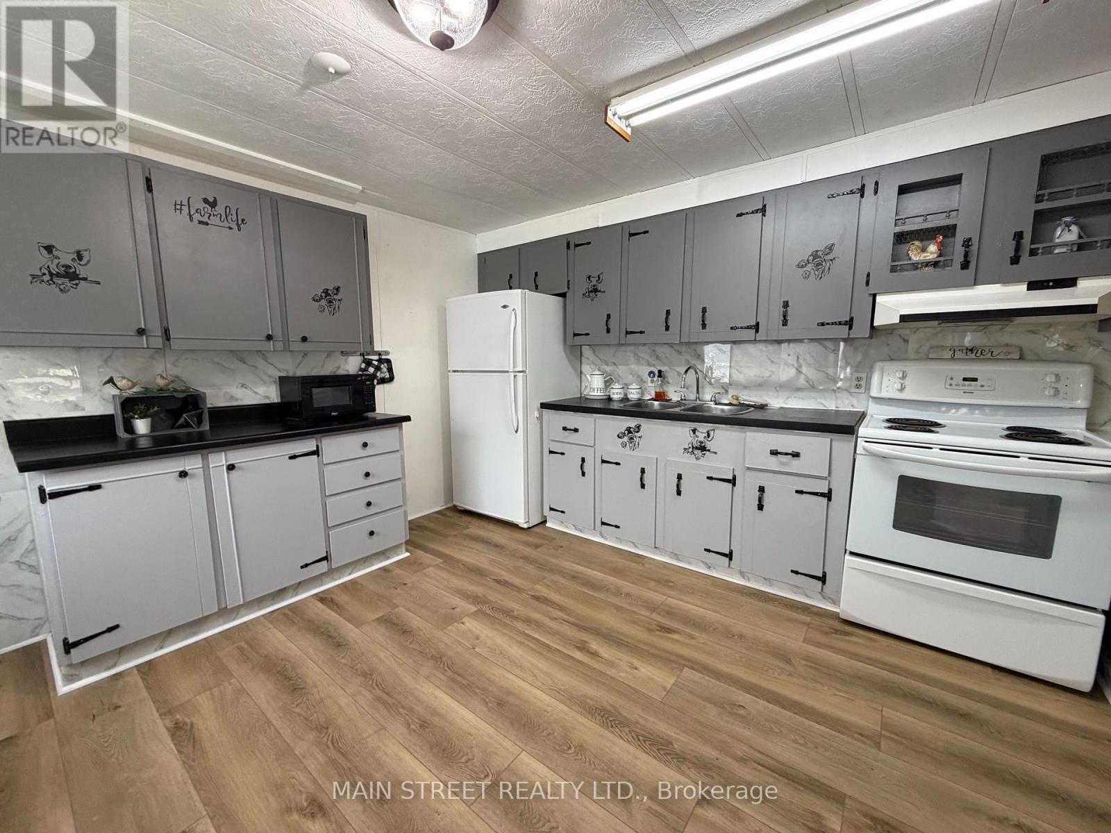 8 Park Crescent, Kawartha Lakes (Fenelon), Ontario  K9V 0H5 - Photo 16 - X13482538