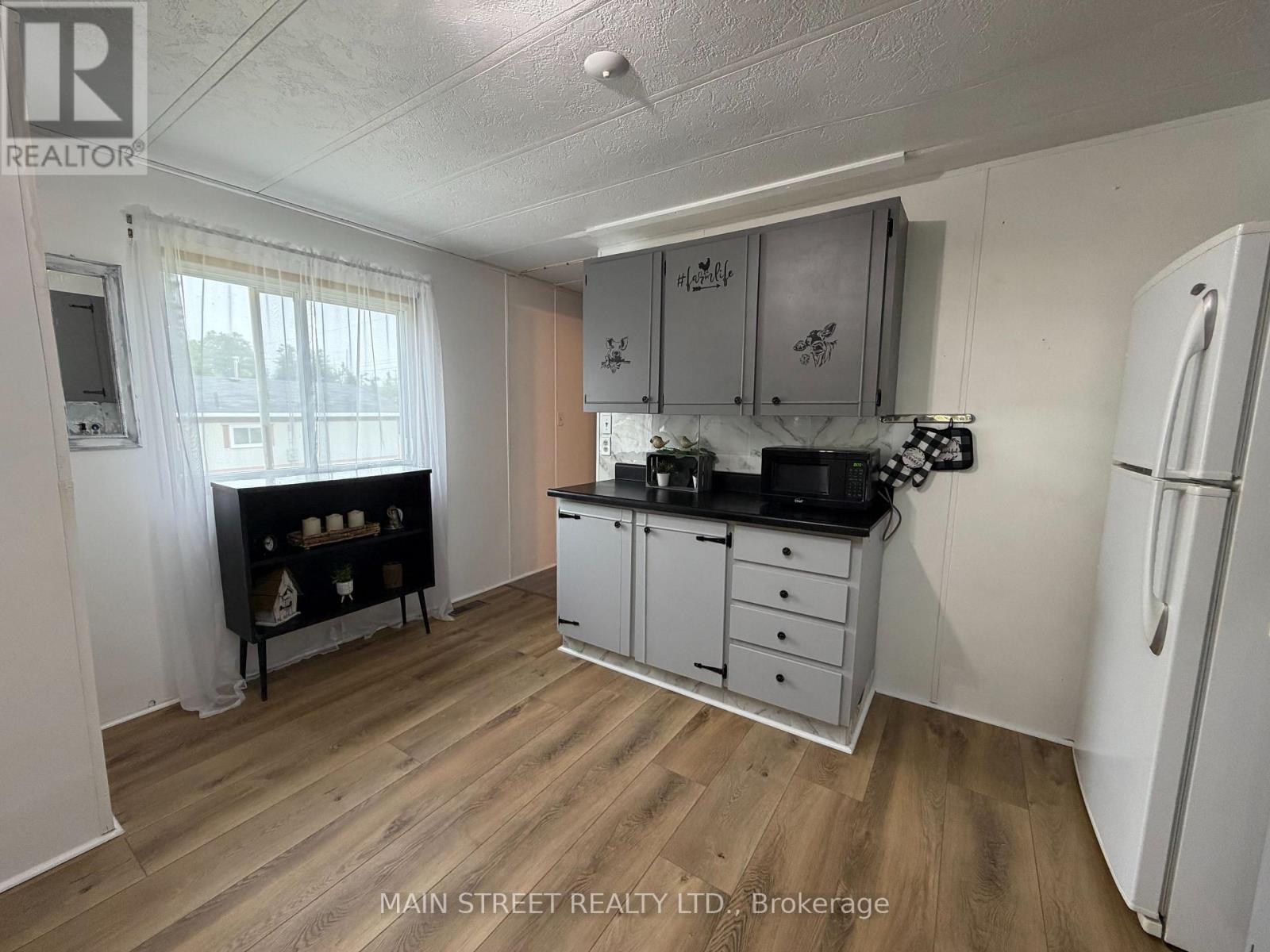 8 Park Crescent, Kawartha Lakes (Fenelon), Ontario  K9V 0H5 - Photo 18 - X13482538