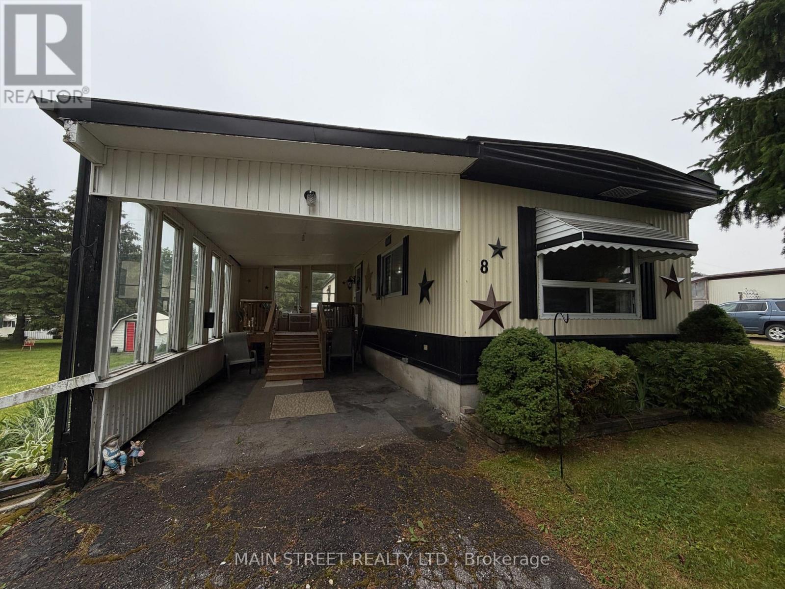 8 Park Crescent, Kawartha Lakes (Fenelon), Ontario  K9V 0H5 - Photo 2 - X13482538