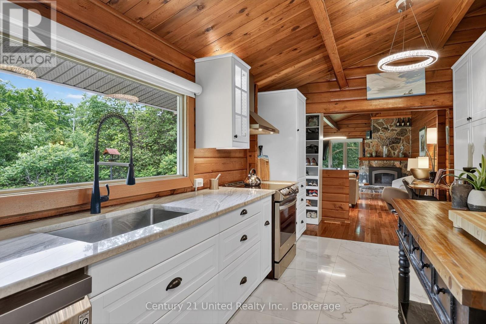 3400 Juniper Point Road, Selwyn, Ontario  K0L 2H0 - Photo 10 - X13482890