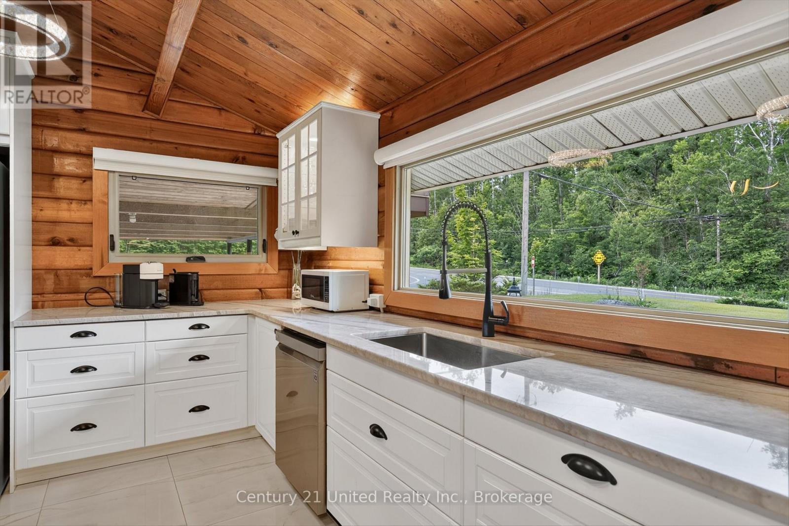 3400 Juniper Point Road, Selwyn, Ontario  K0L 2H0 - Photo 9 - X13482890