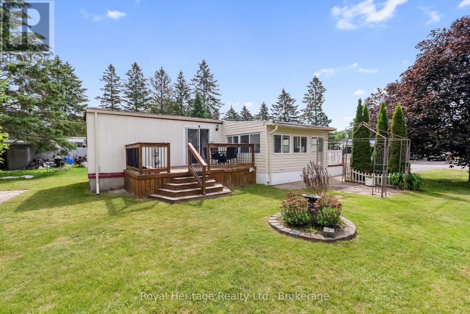 19 Park Crescent, Kawartha Lakes (Fenelon), Ontario  K9V 4R3 - Photo 23 - X13483258