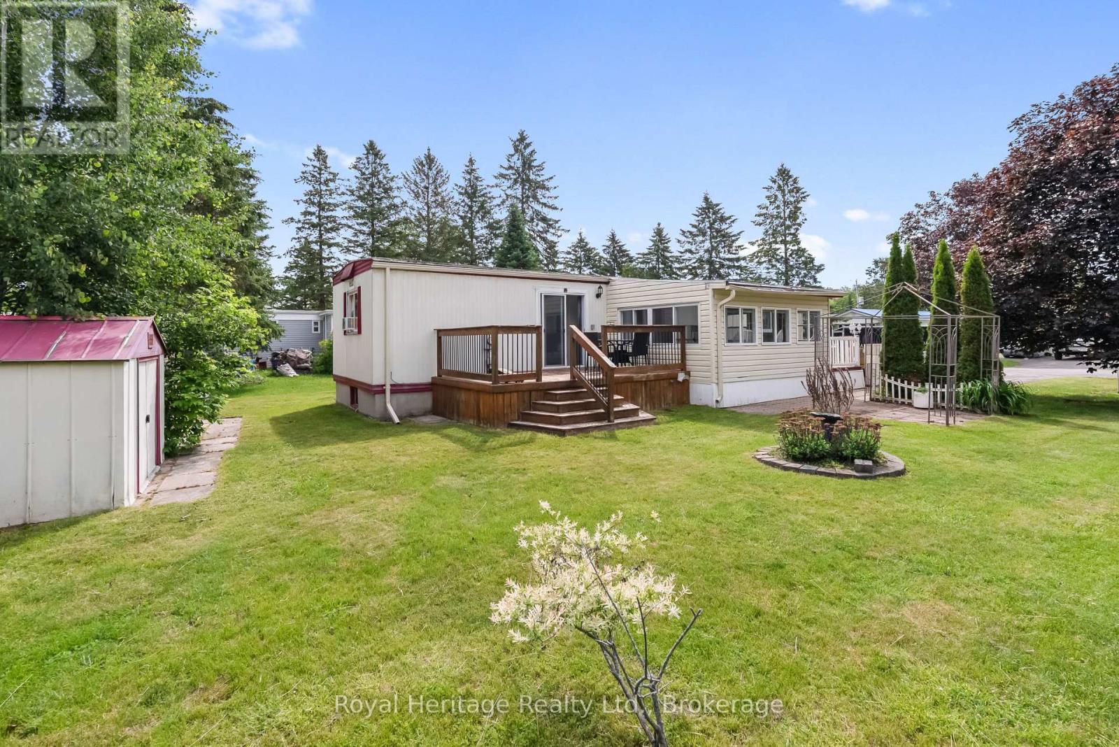 19 Park Crescent, Kawartha Lakes (Fenelon), Ontario  K9V 4R3 - Photo 4 - X13483258