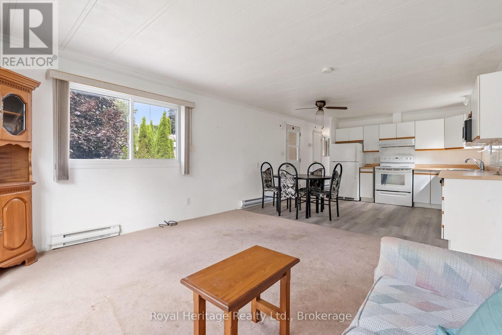 19 Park Crescent, Kawartha Lakes (Fenelon), Ontario  K9V 4R3 - Photo 9 - X13483258