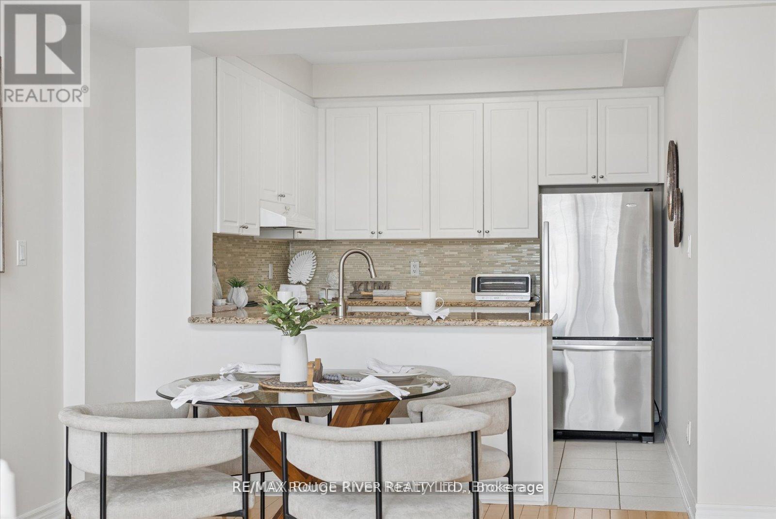 306 - 395 Lakebreeze Drive, Clarington (Newcastle), Ontario  L1B 0A5 - Photo 12 - E13483308
