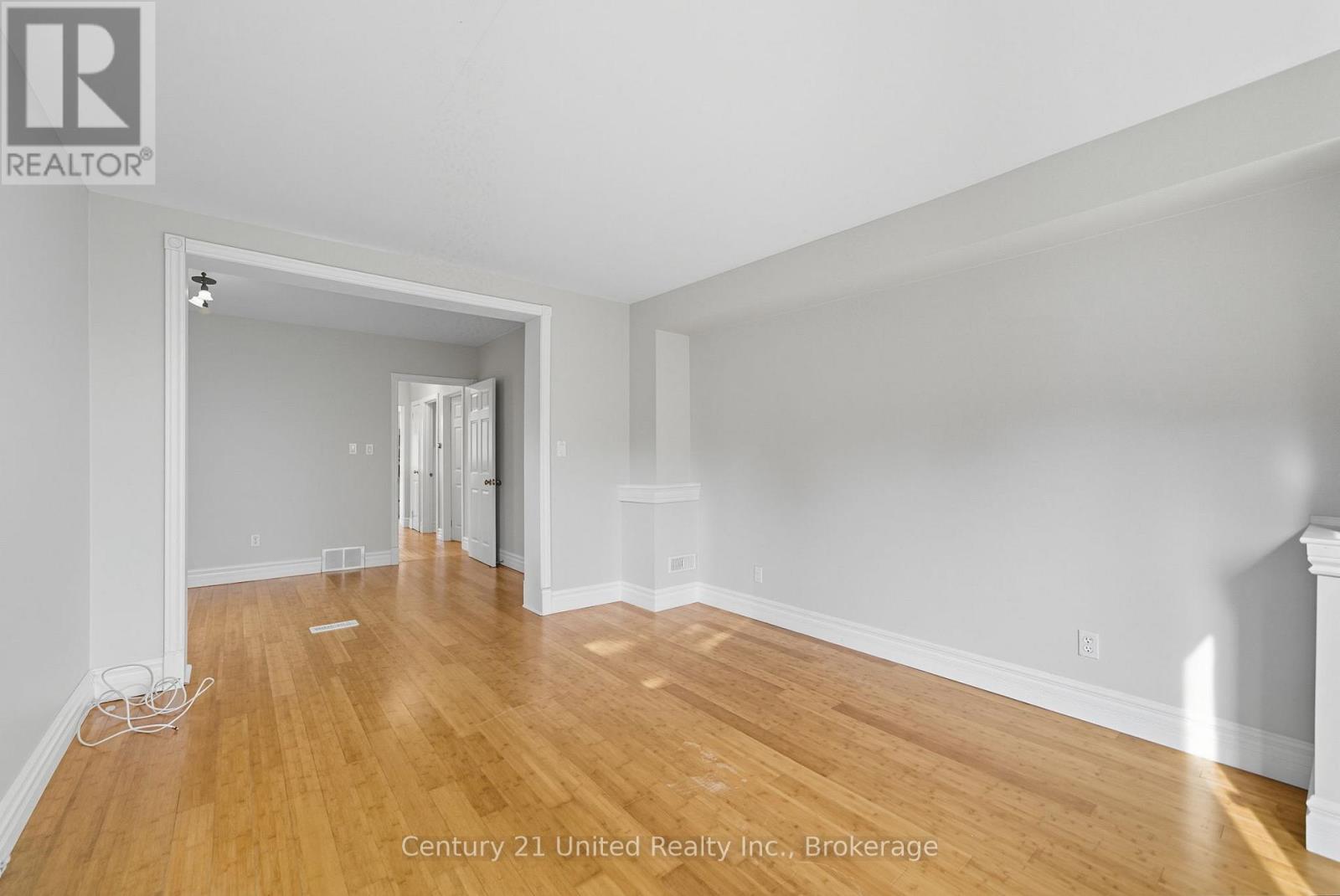 559 Hamilton Street, Peterborough (Otonabee Ward 1), Ontario  K9J 4C2 - Photo 27 - X13483502