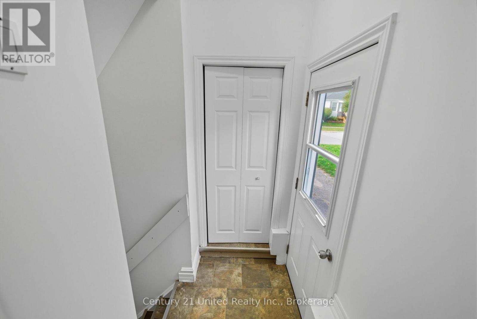 559 Hamilton Street, Peterborough (Otonabee Ward 1), Ontario  K9J 4C2 - Photo 29 - X13483502