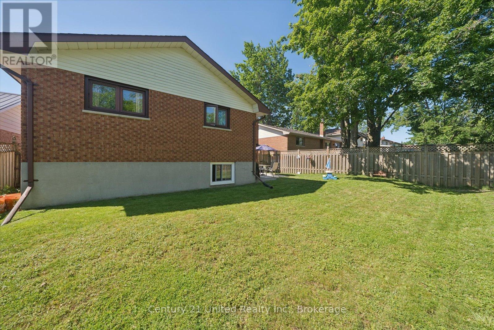 1824 Mapleridge Drive, Peterborough (Monaghan Ward 2), Ontario  K9K 1P9 - Photo 39 - X13483520